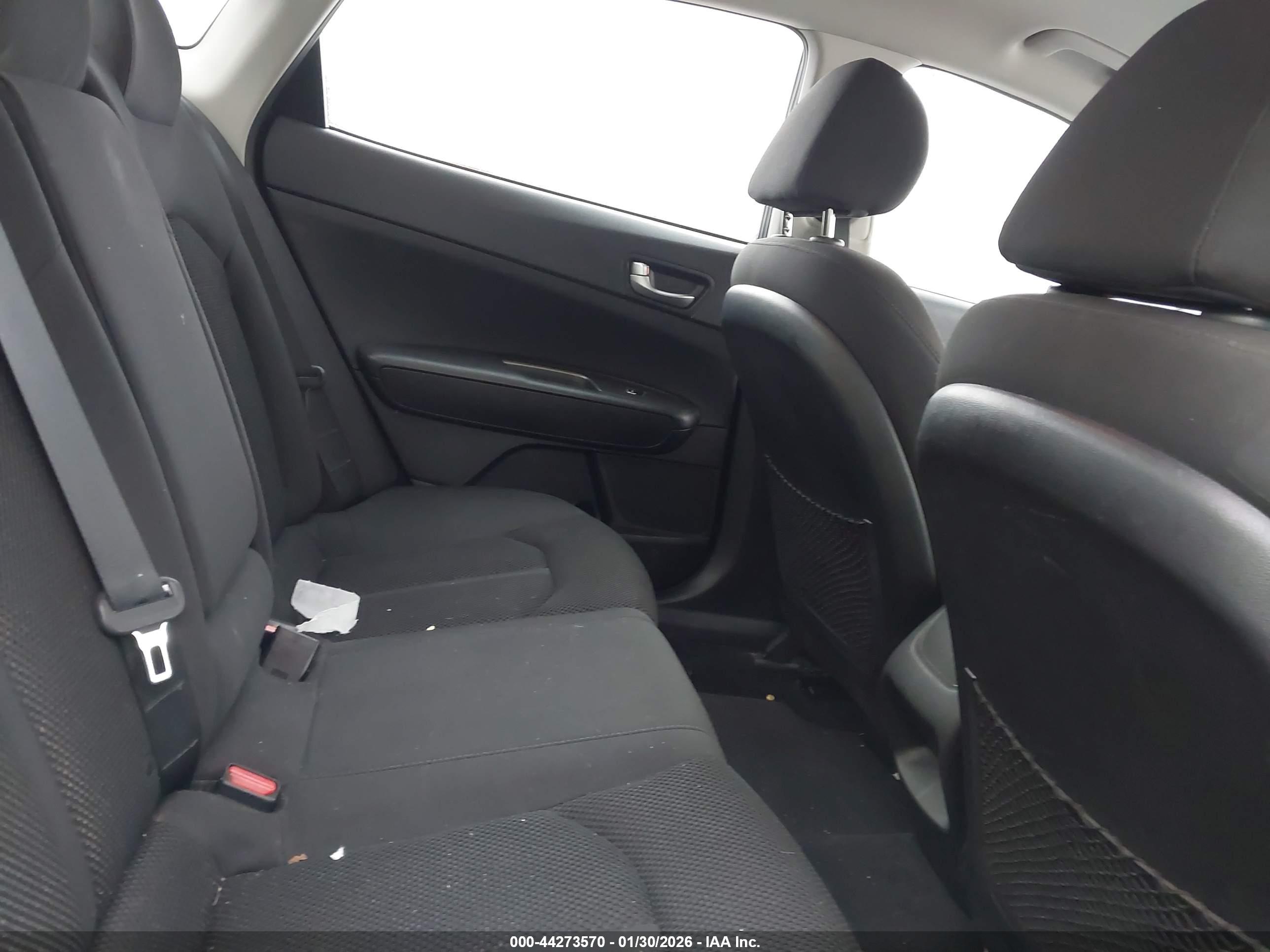 KIA OPTIMA image 8