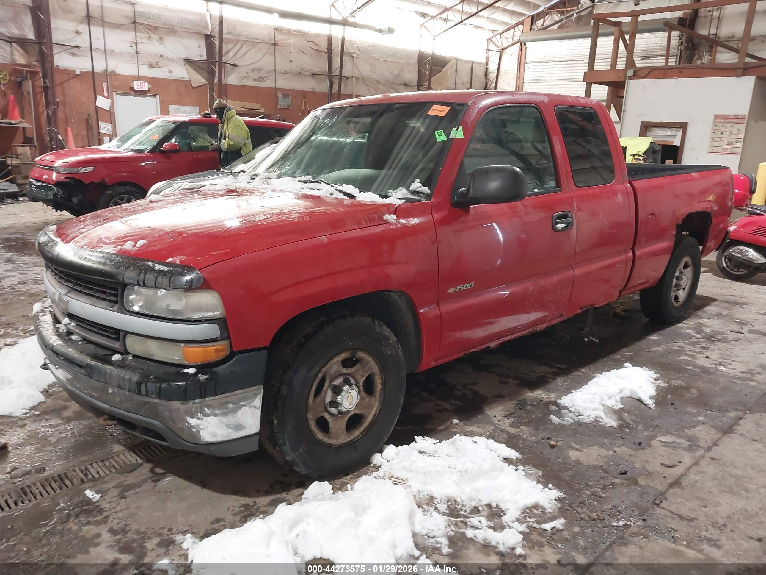 CHEVROLET SILVERADO image 2