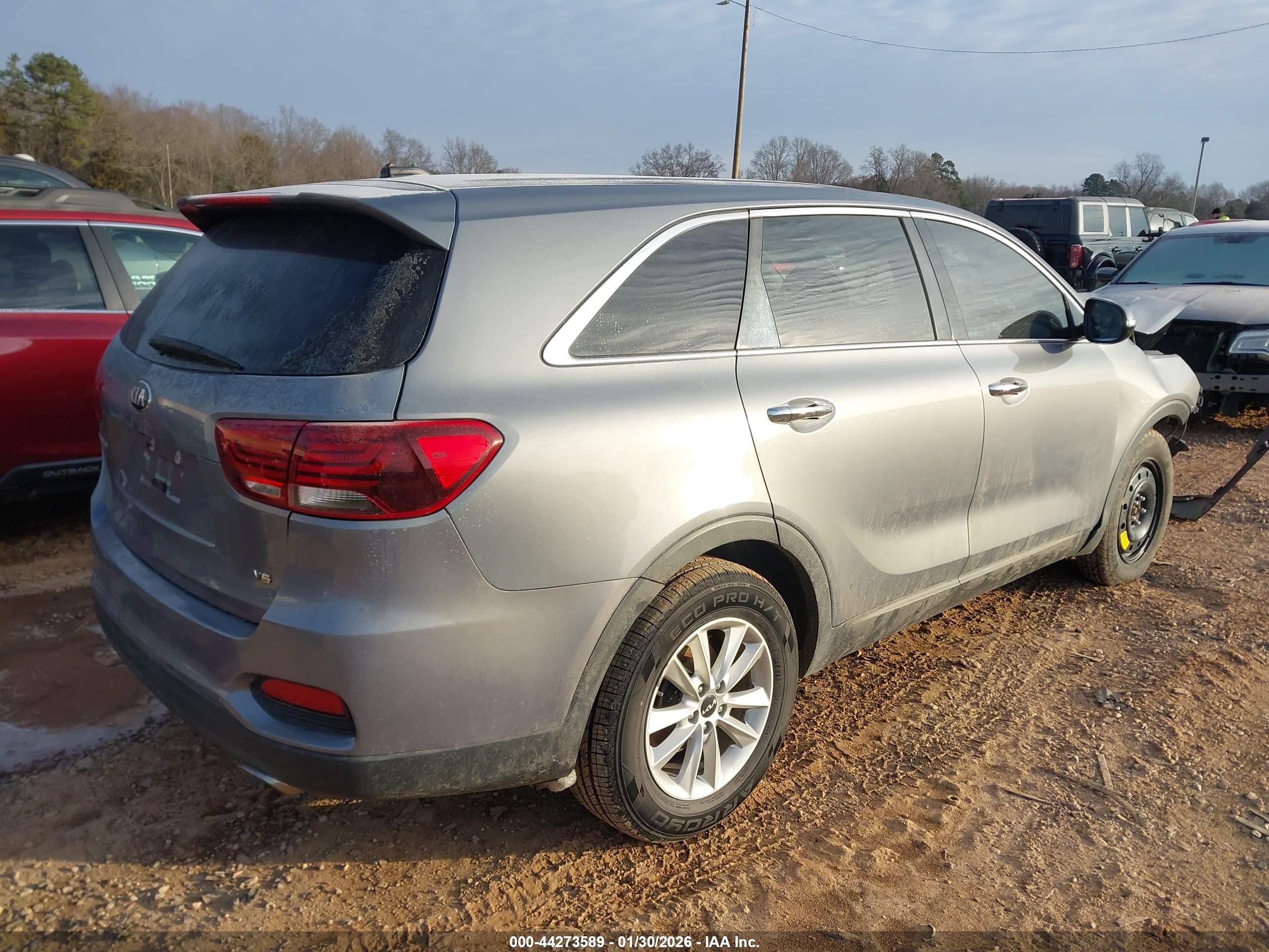 KIA SORENTO image 4