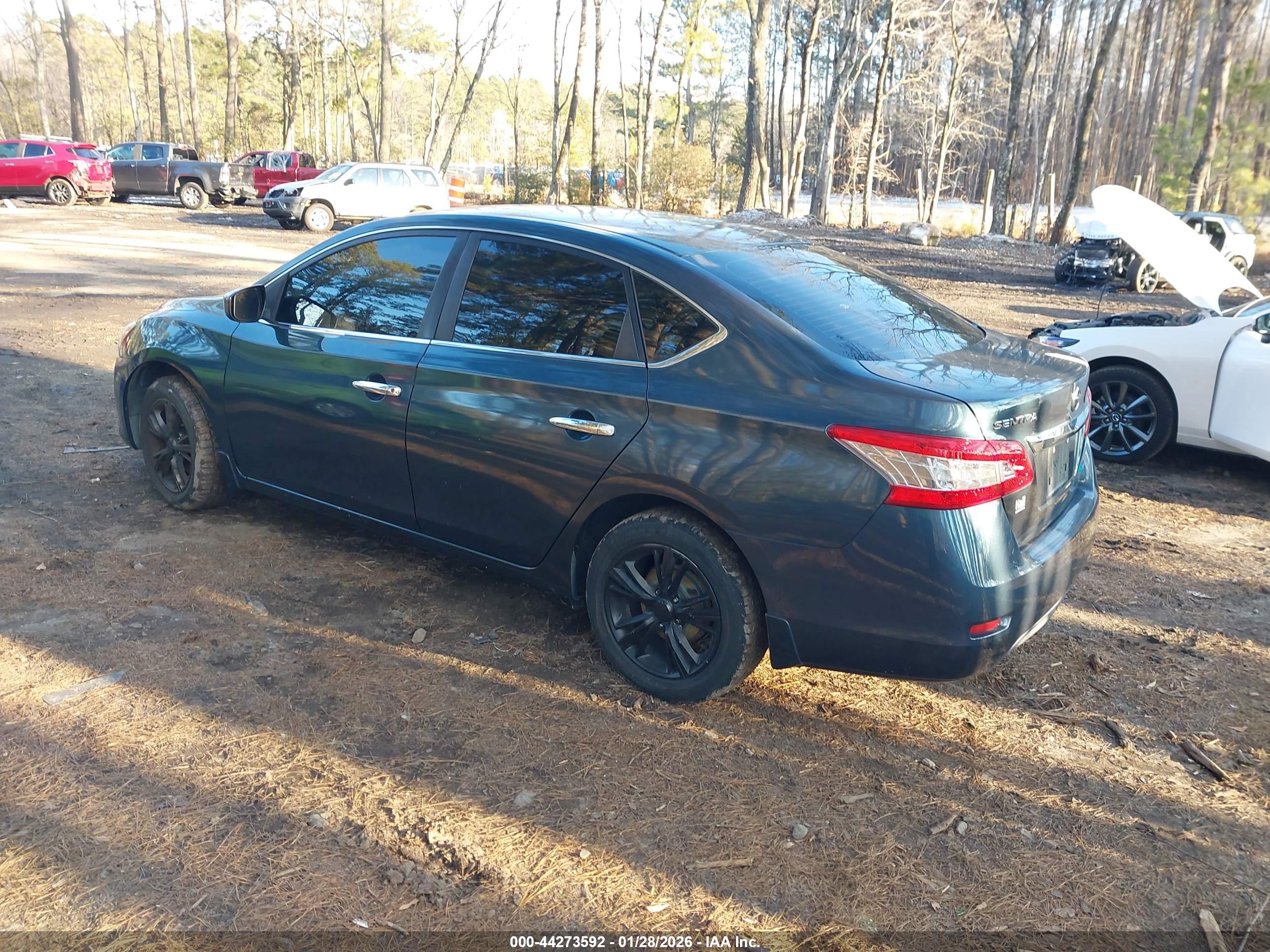 NISSAN SENTRA image 3