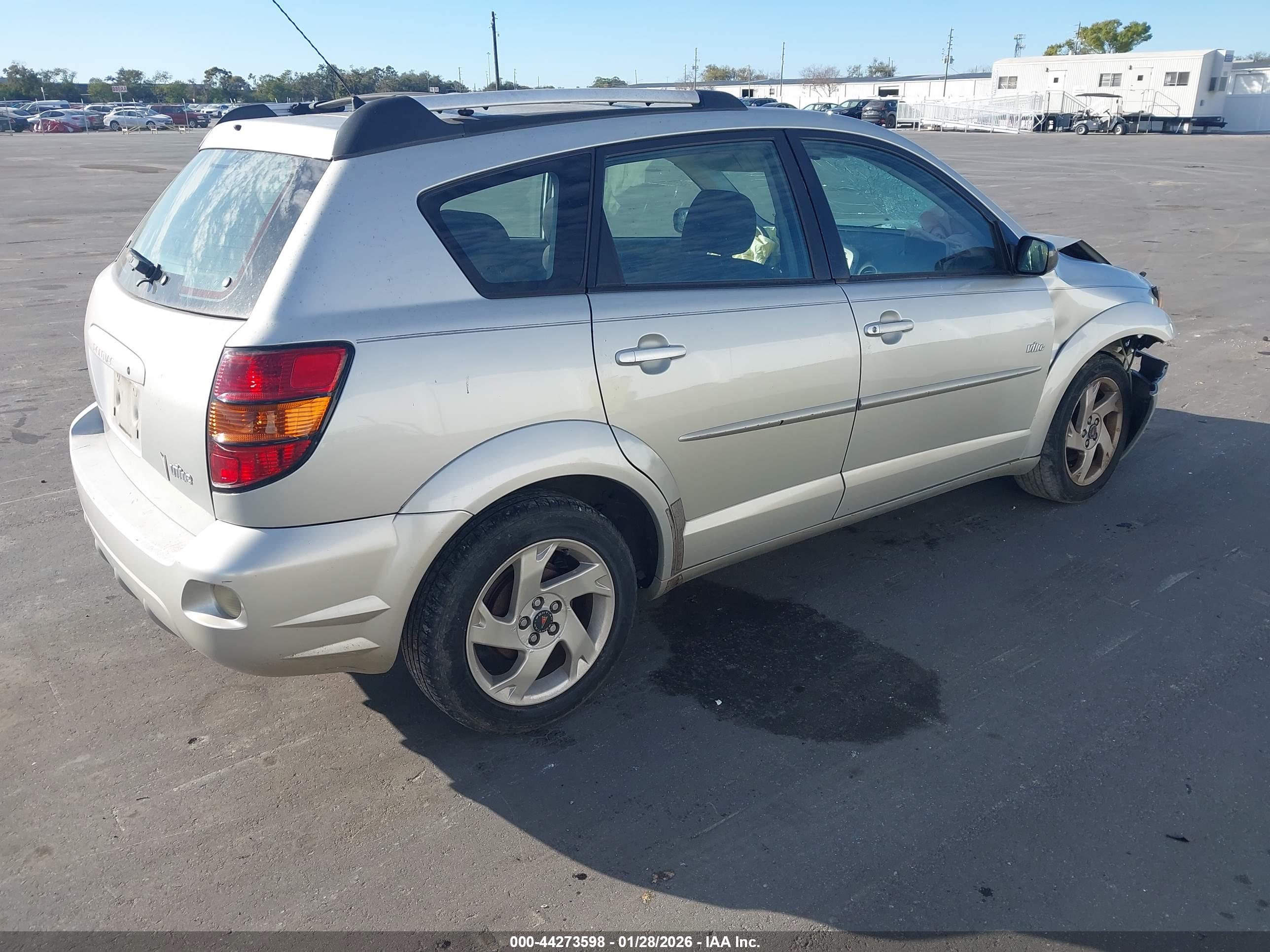 PONTIAC VIBE image 4