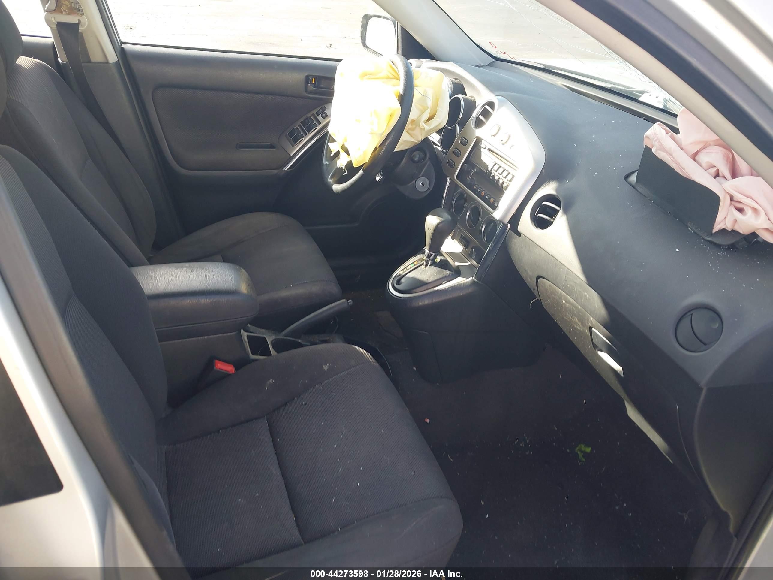 PONTIAC VIBE image 5
