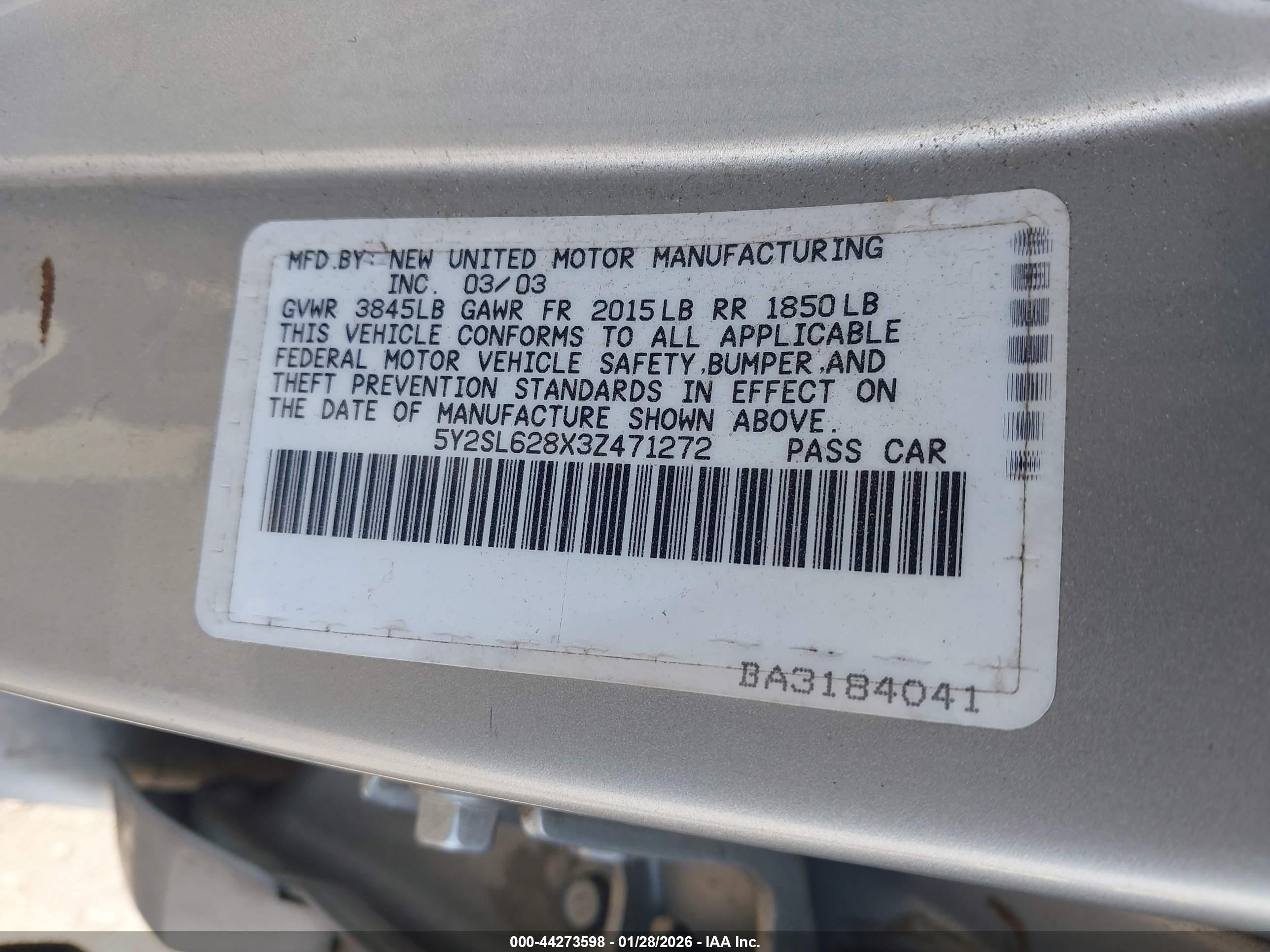 PONTIAC VIBE image 9