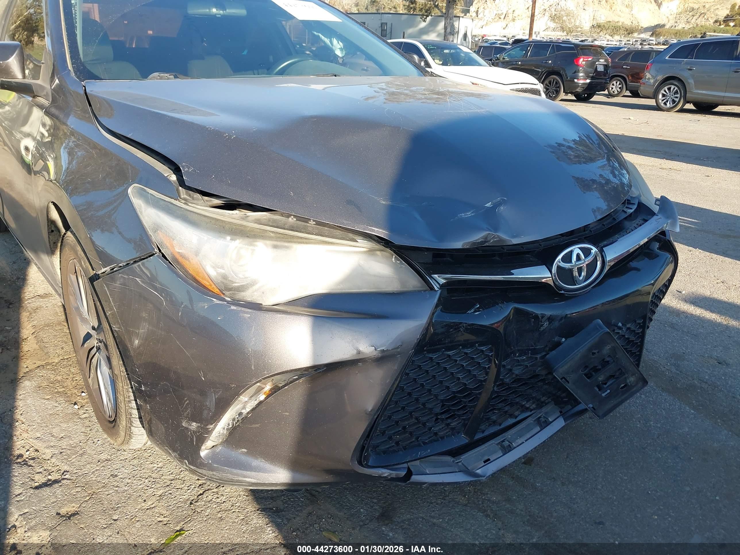 TOYOTA CAMRY image 6