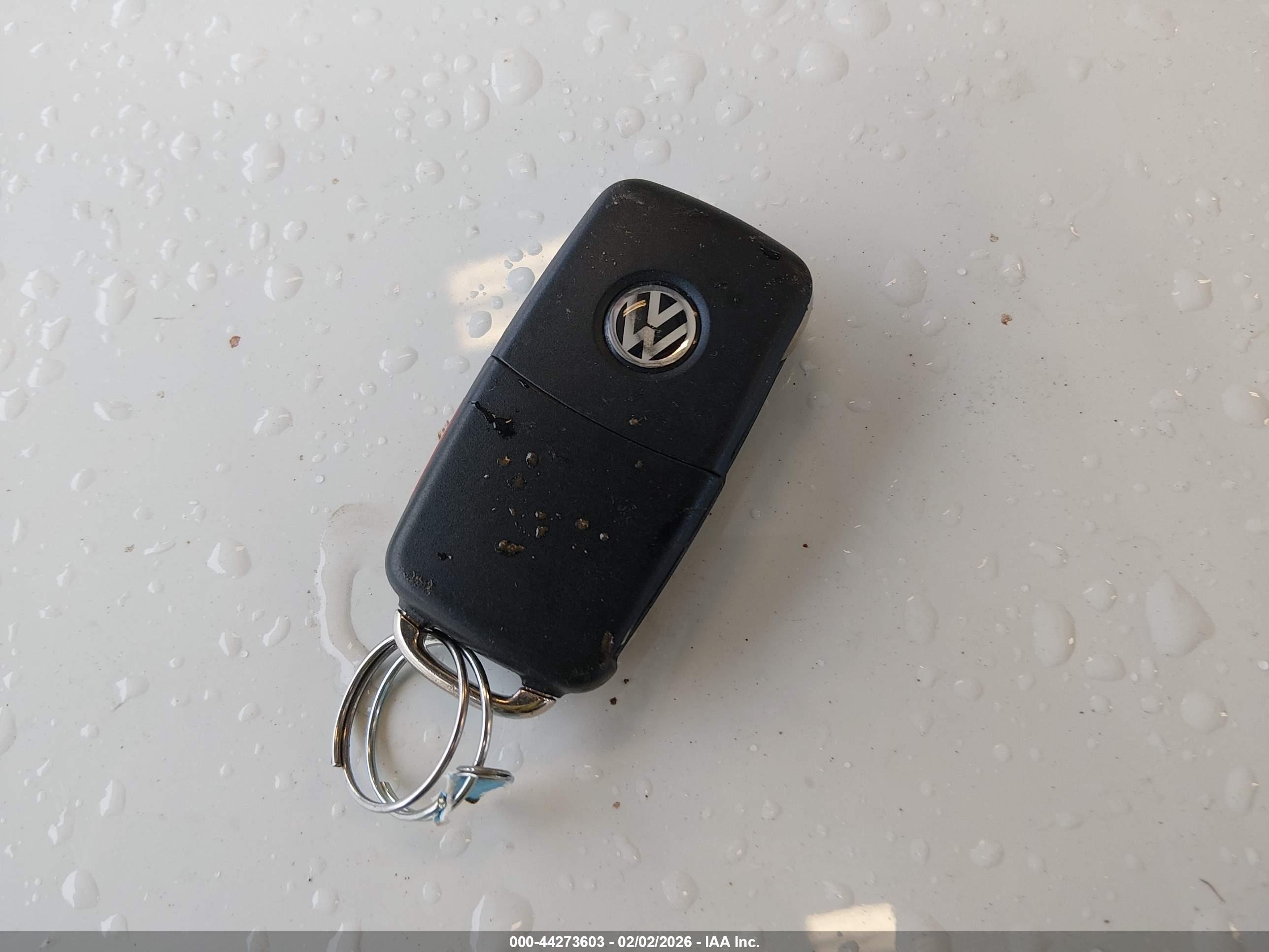 VOLKSWAGEN TIGUAN image 11