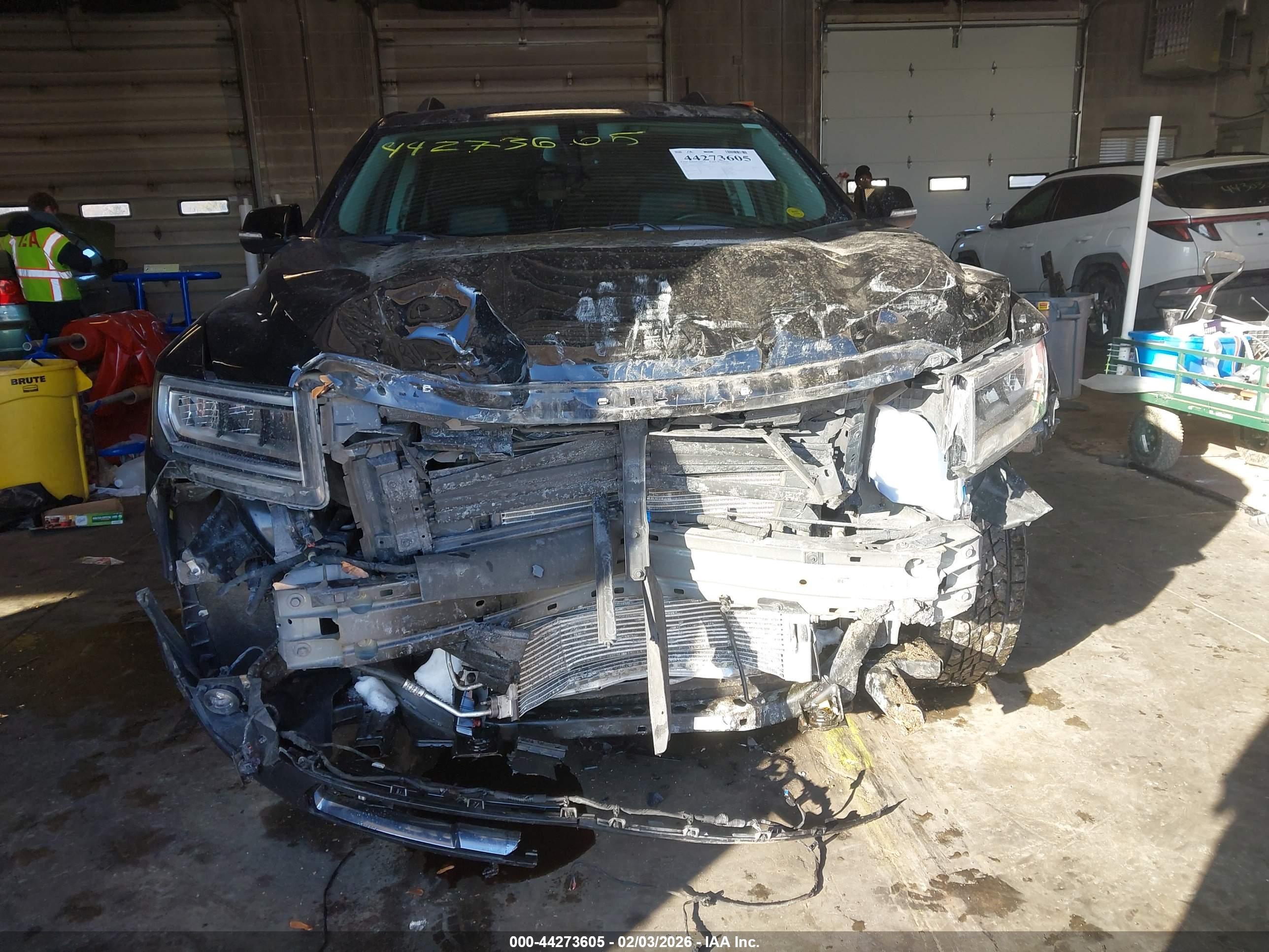 GMC ACADIA image 6