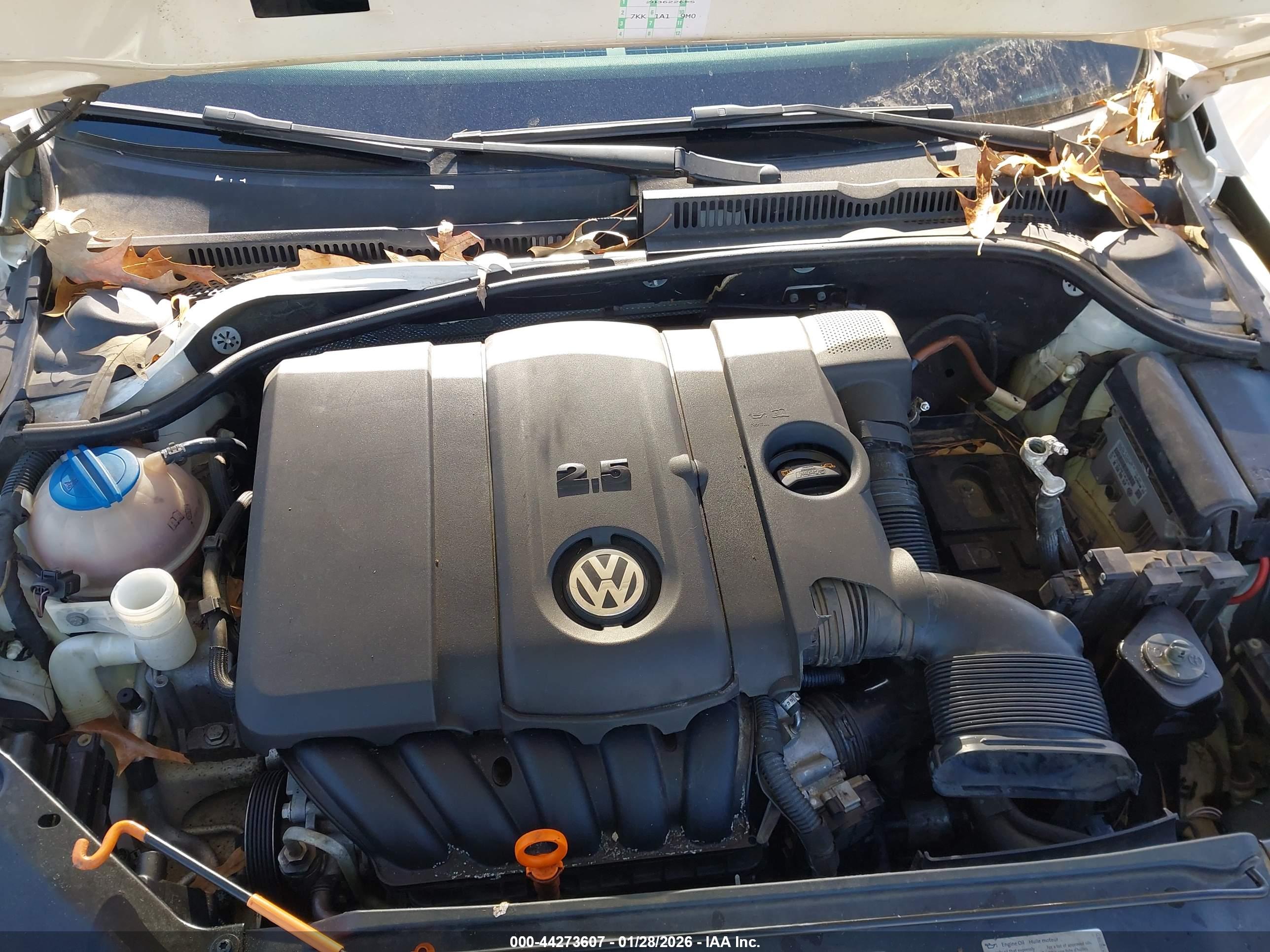 VOLKSWAGEN JETTA image 10