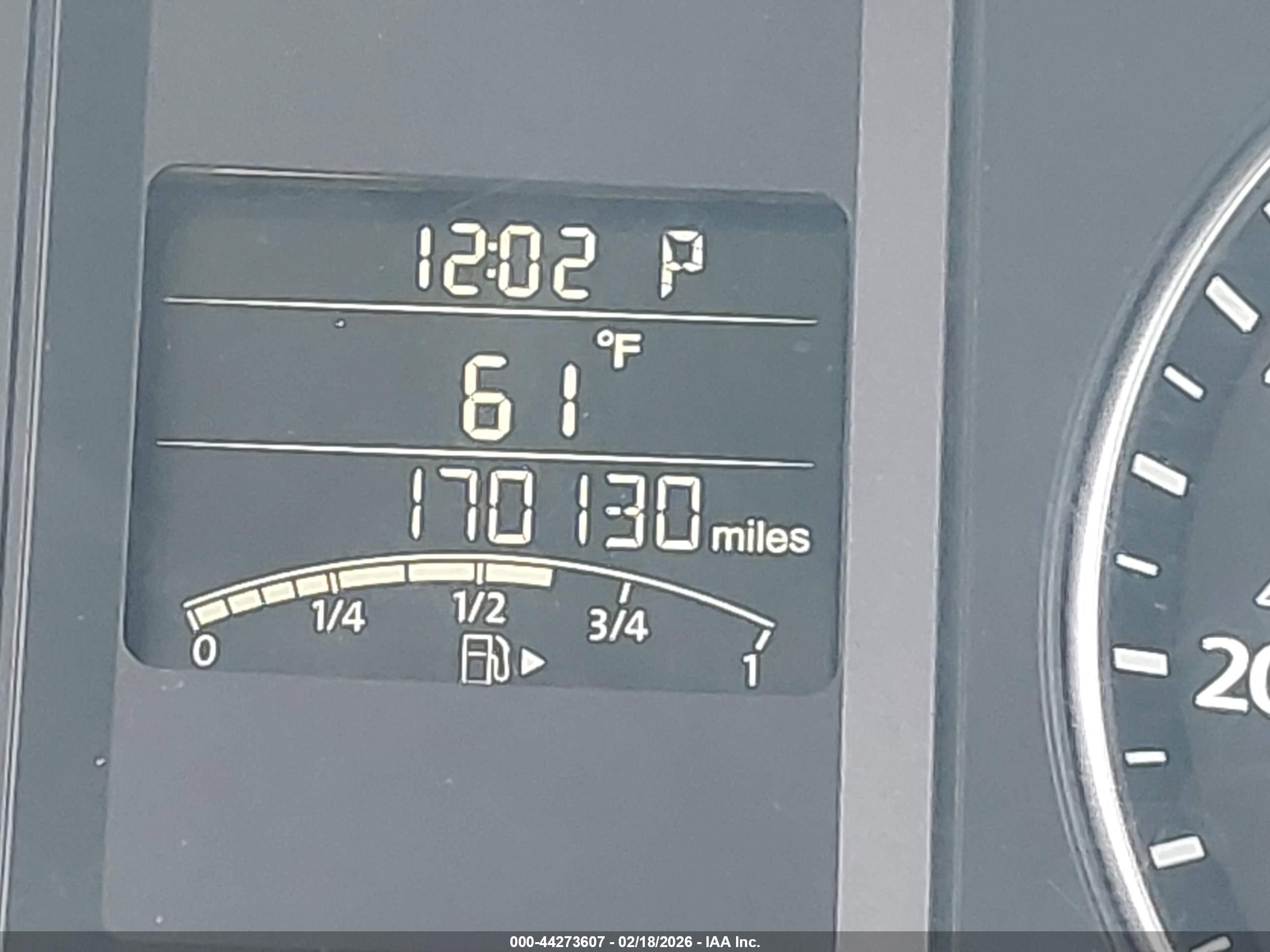 VOLKSWAGEN JETTA image 7