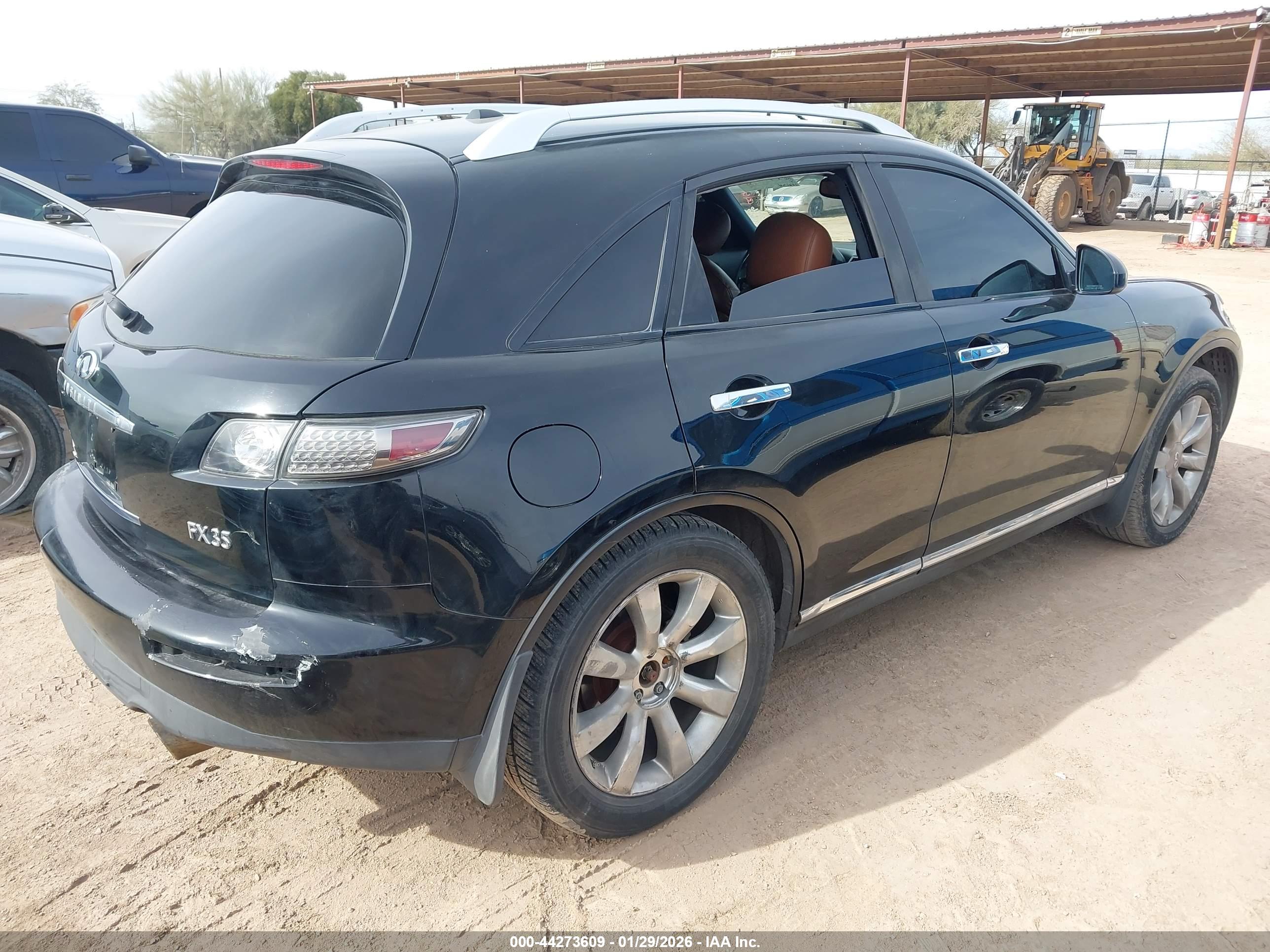 INFINITI FX35 image 4