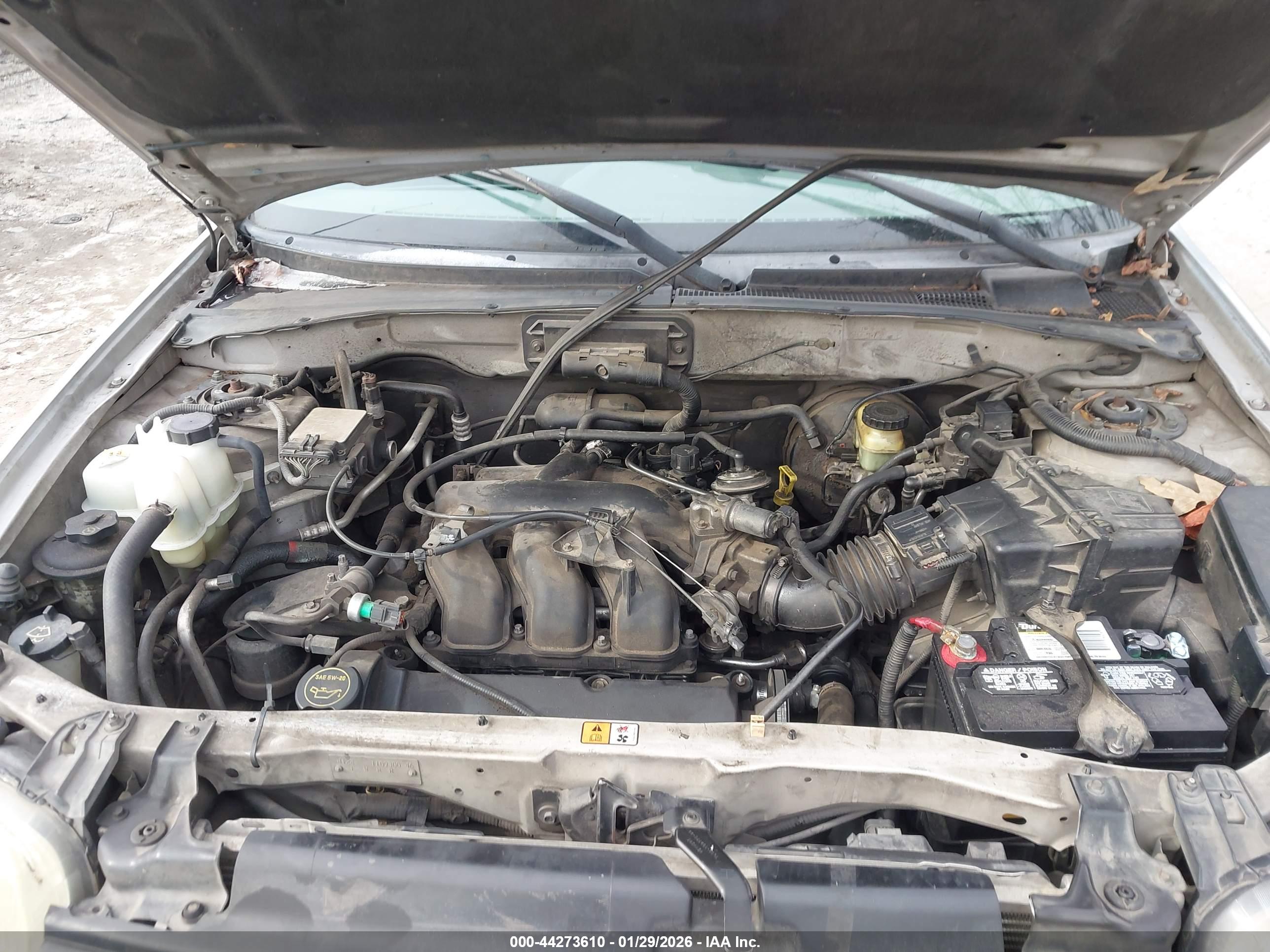 FORD ESCAPE image 10