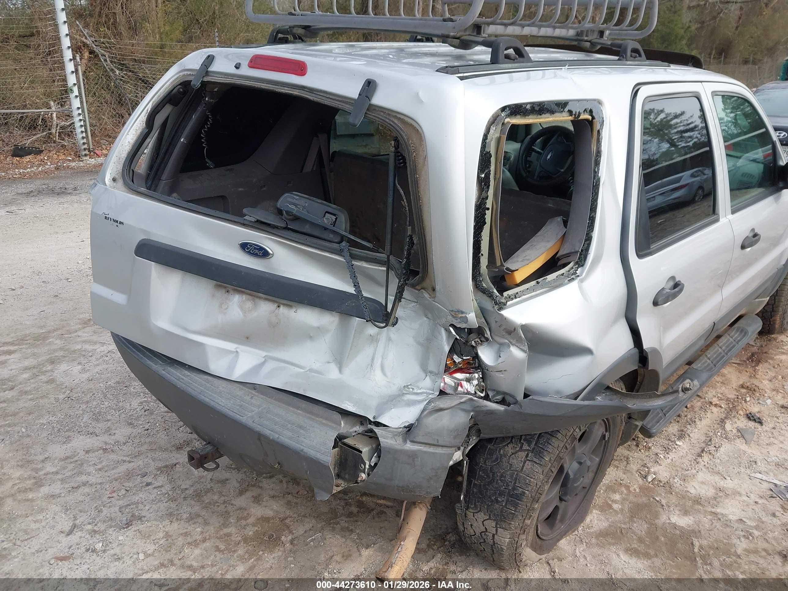 FORD ESCAPE image 6