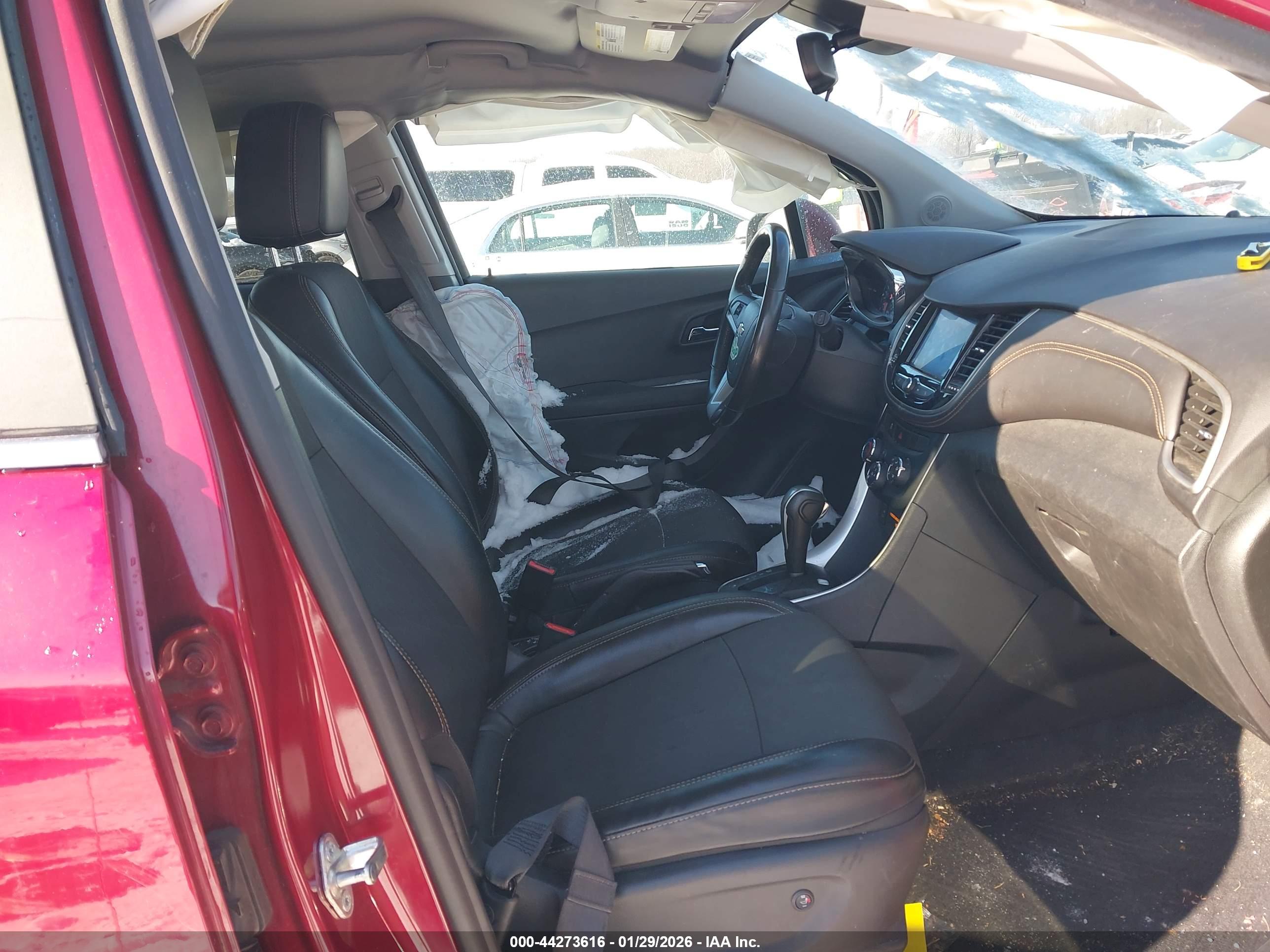 CHEVROLET TRAX image 5