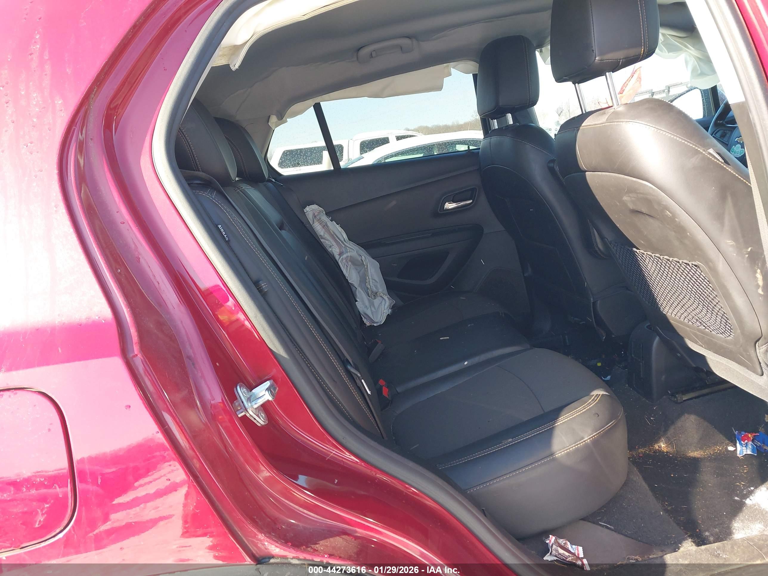 CHEVROLET TRAX image 8