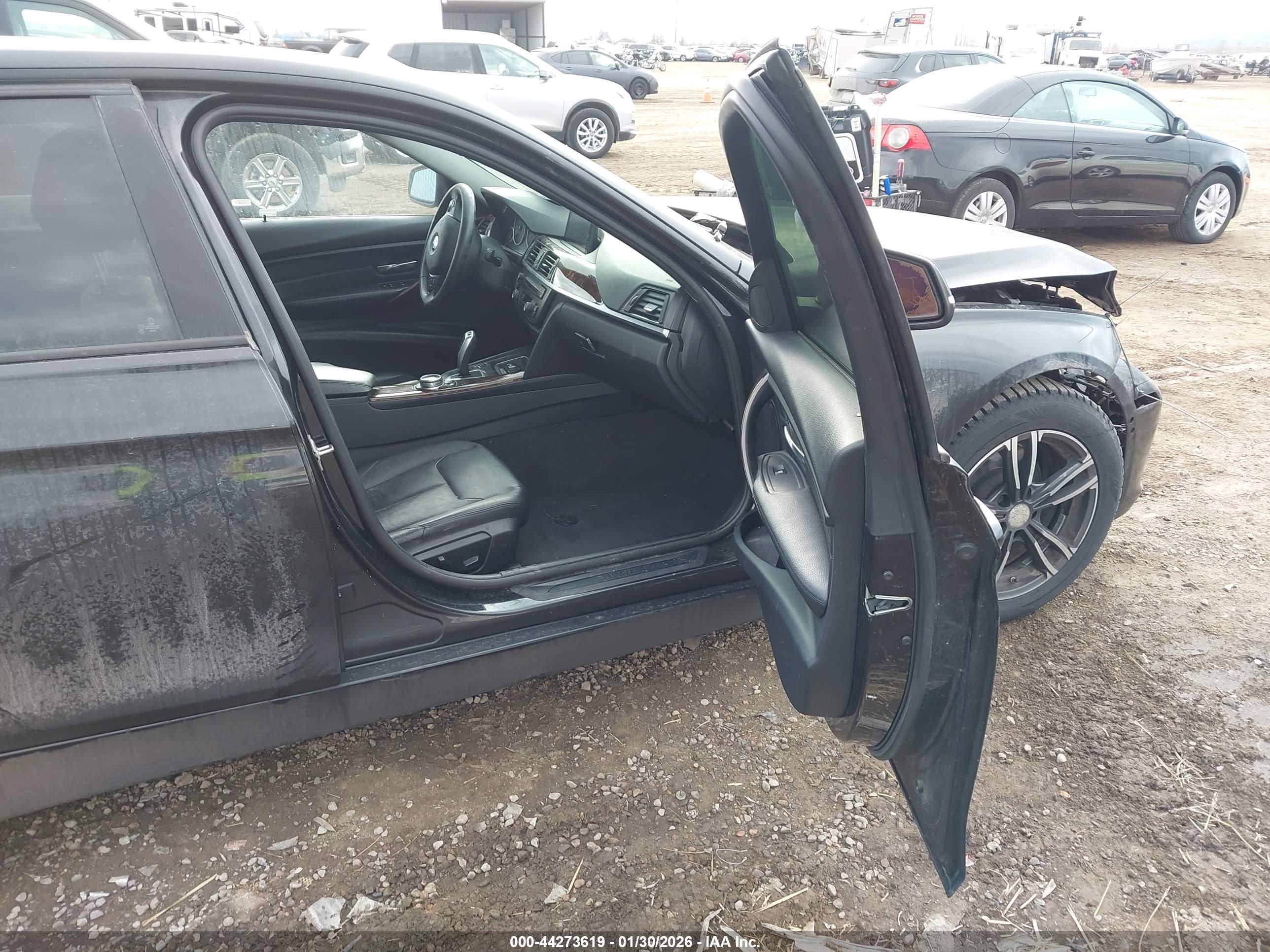 BMW 328I image 5