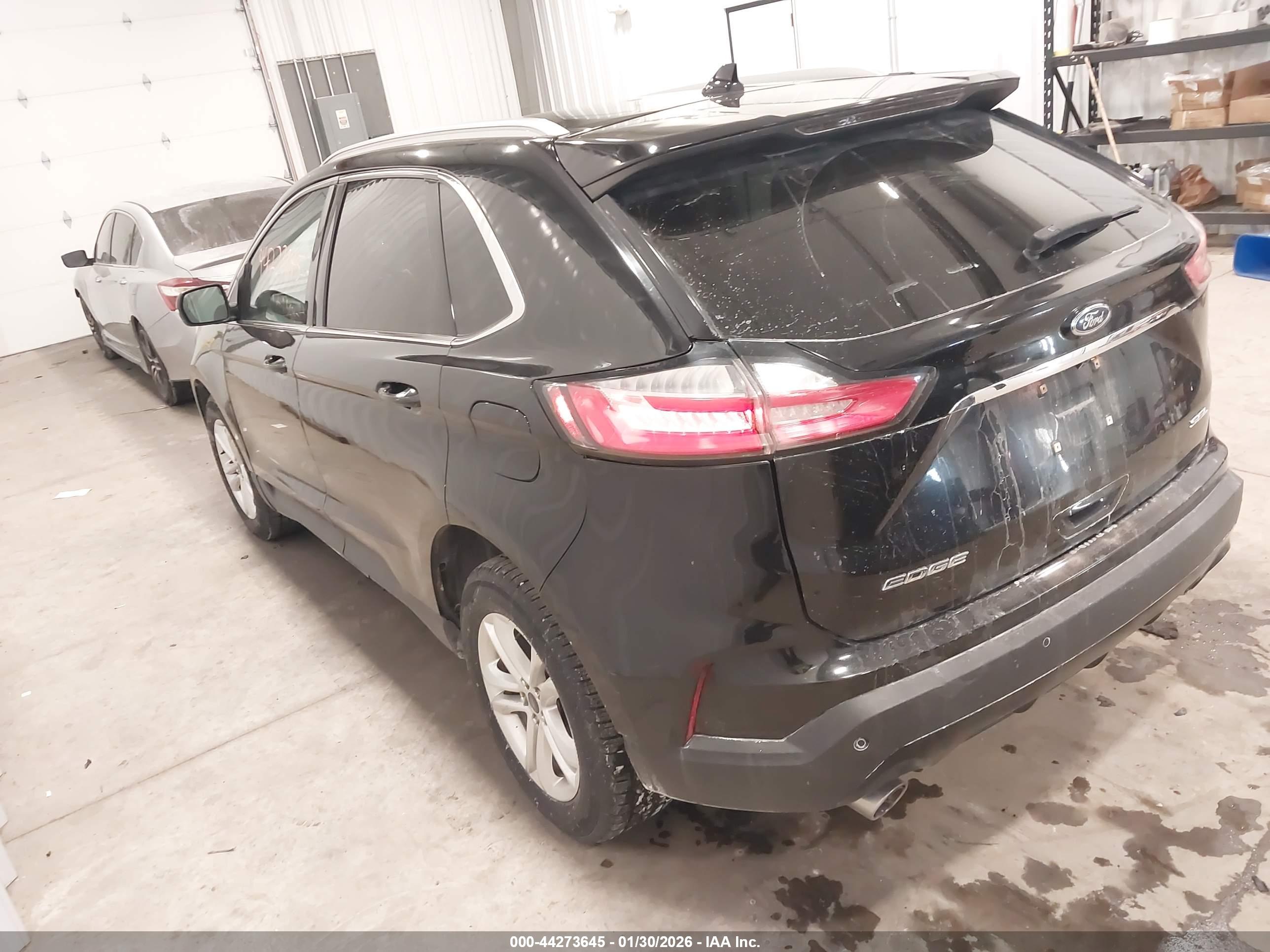 FORD EDGE image 3