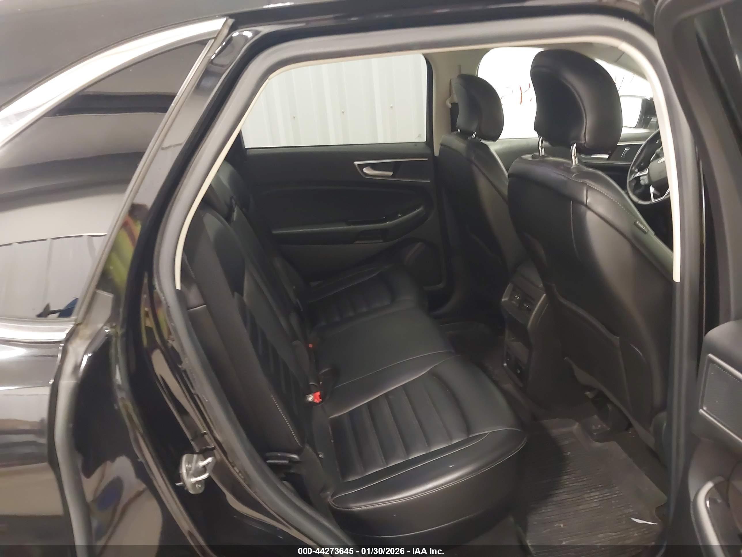 FORD EDGE image 8