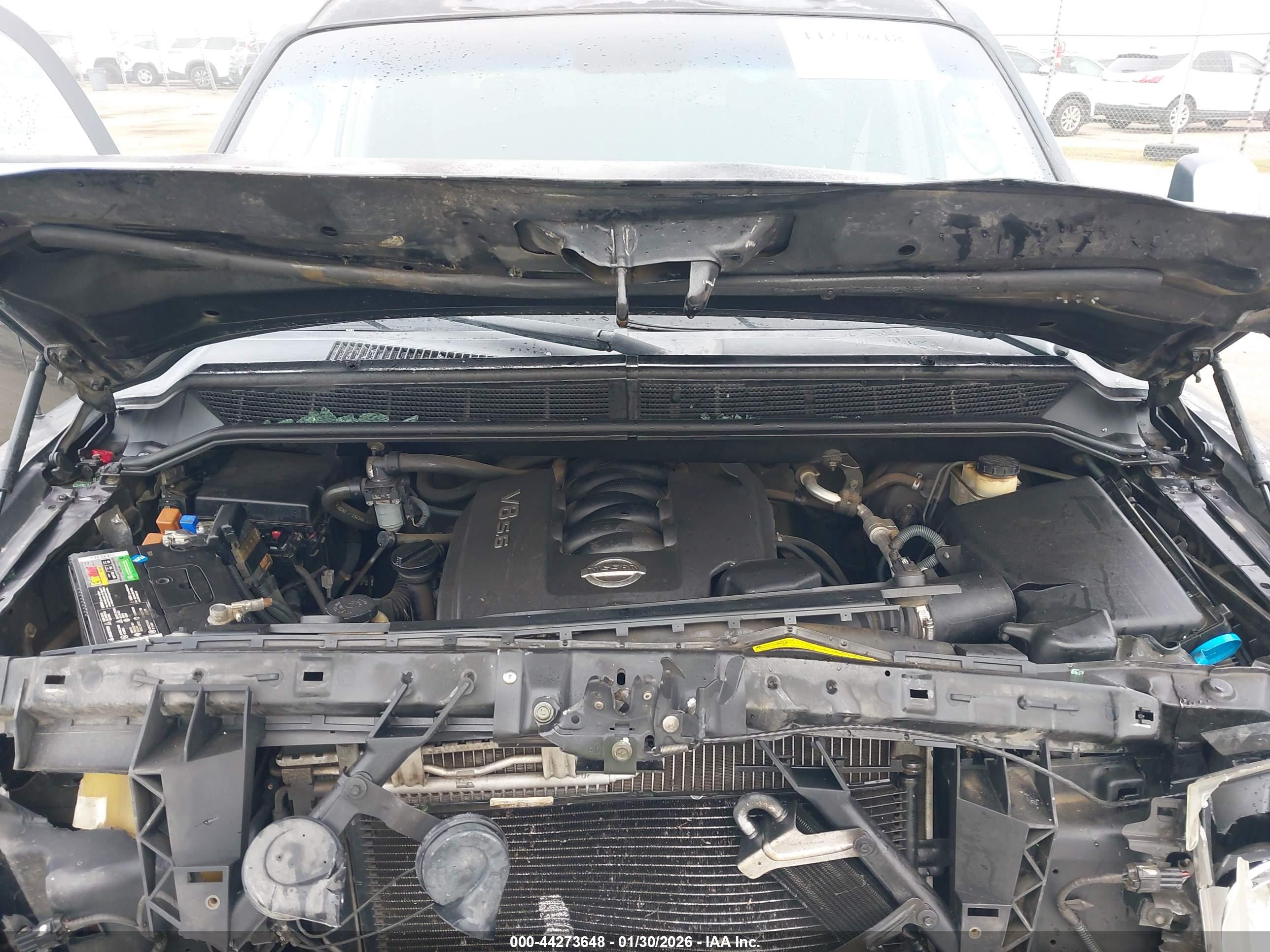 NISSAN TITAN image 10