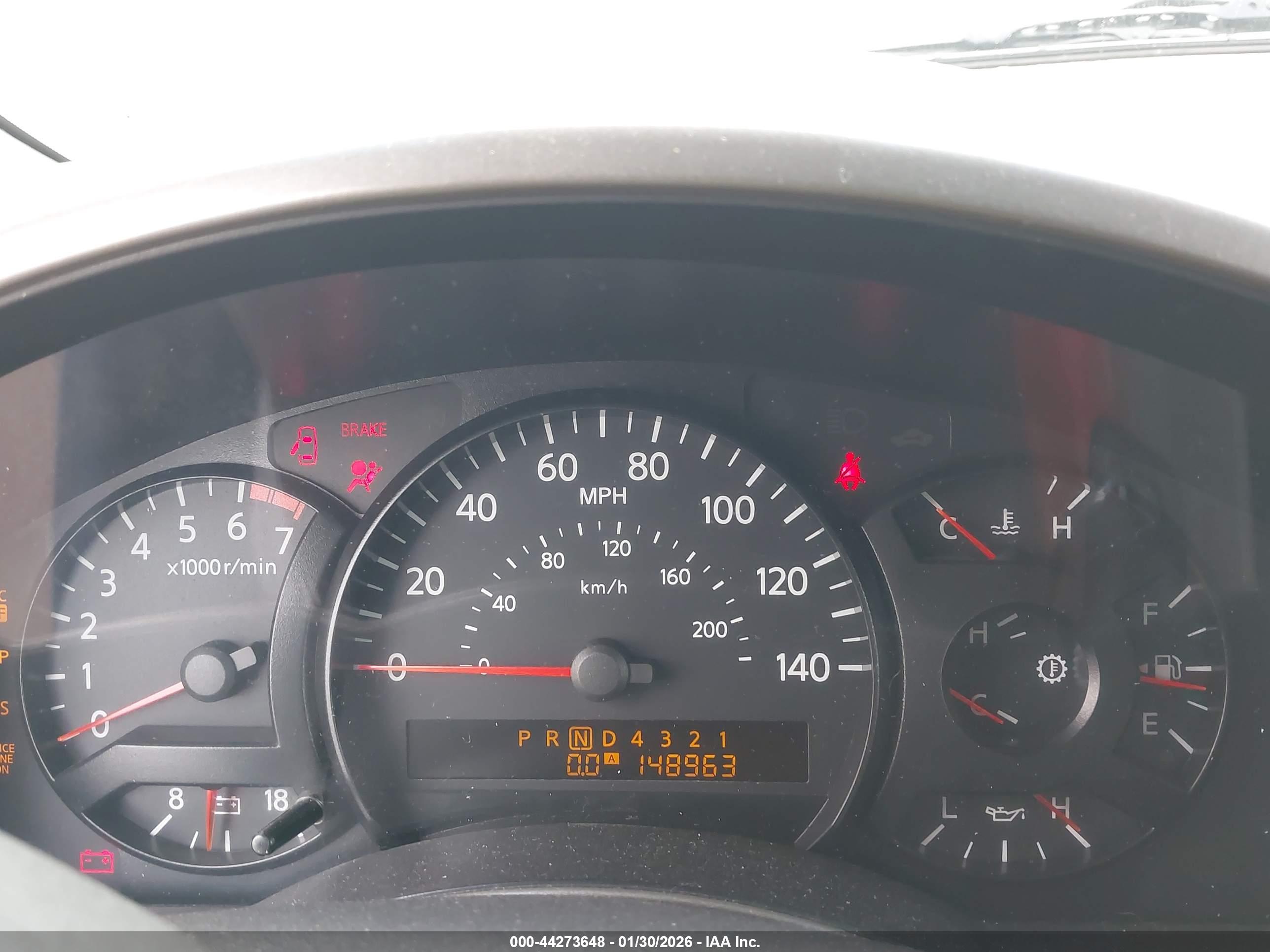 NISSAN TITAN image 7