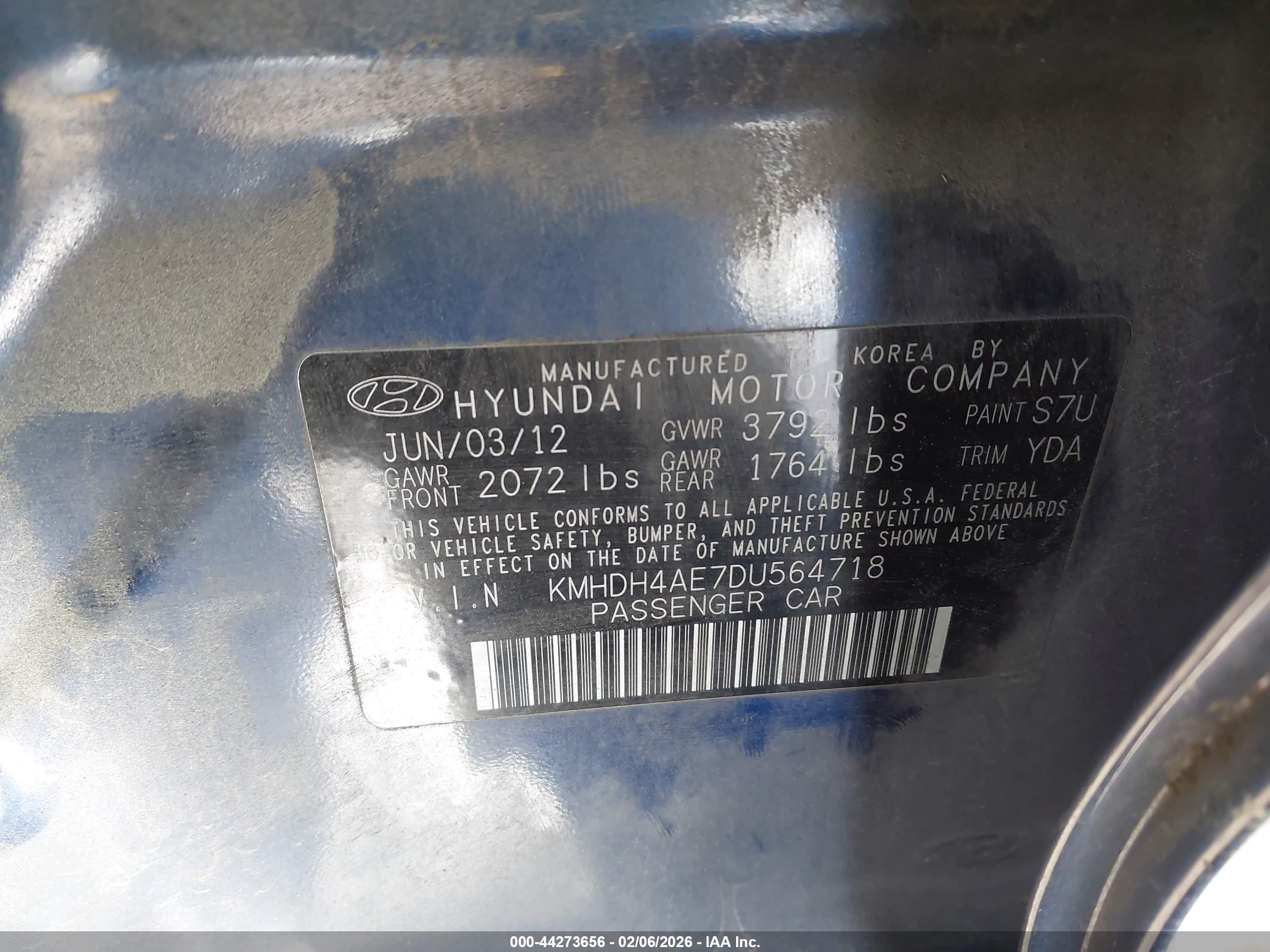 HYUNDAI ELANTRA image 9