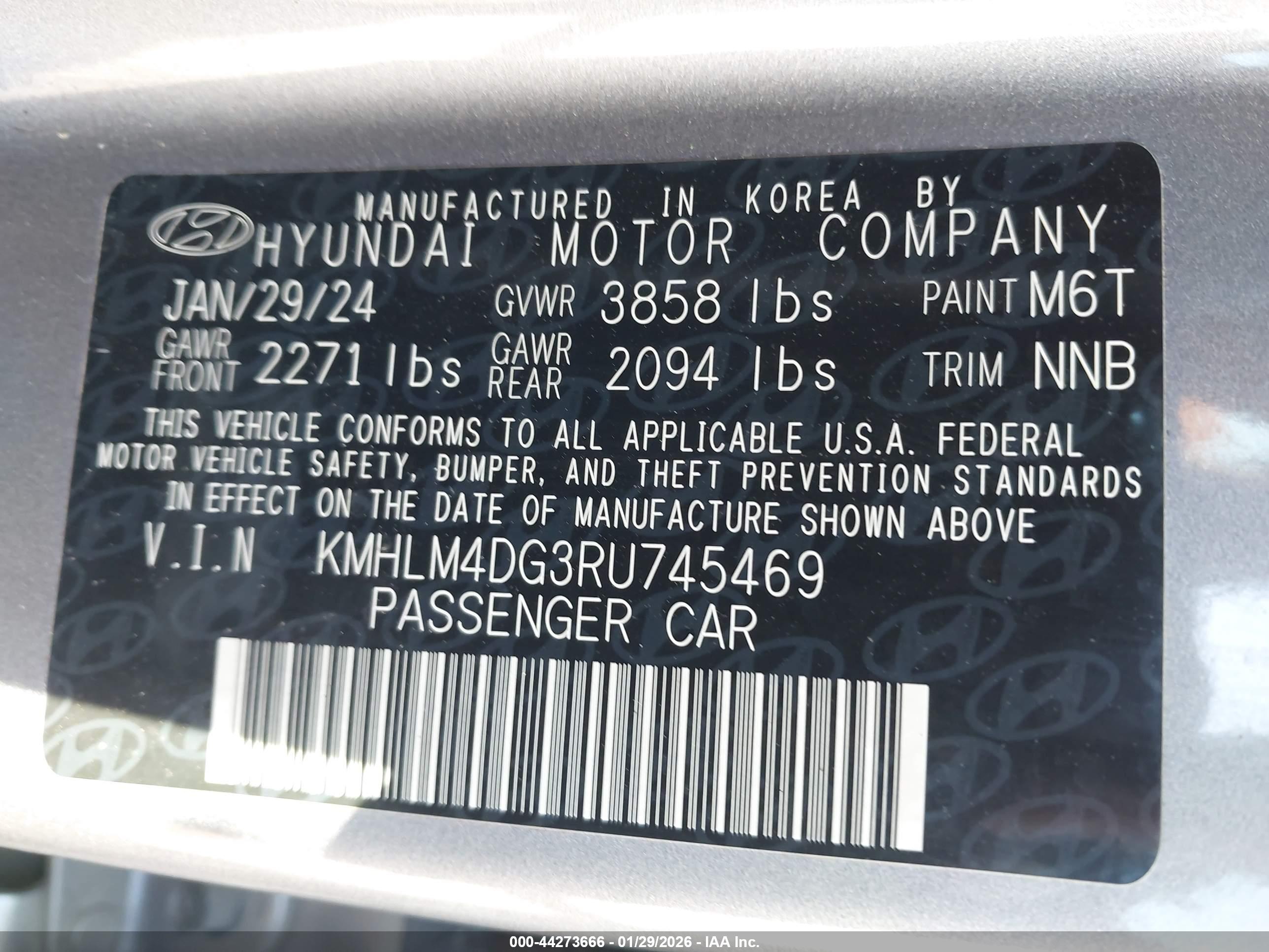 HYUNDAI ELANTRA image 9