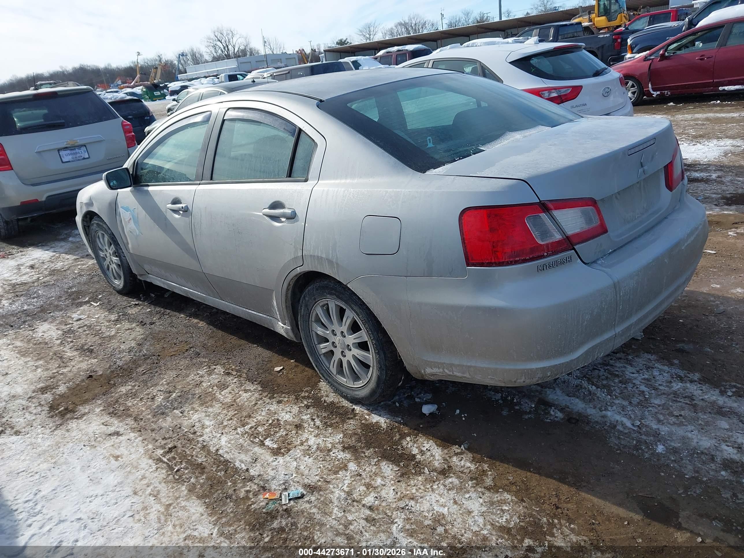MITSUBISHI GALANT image 3