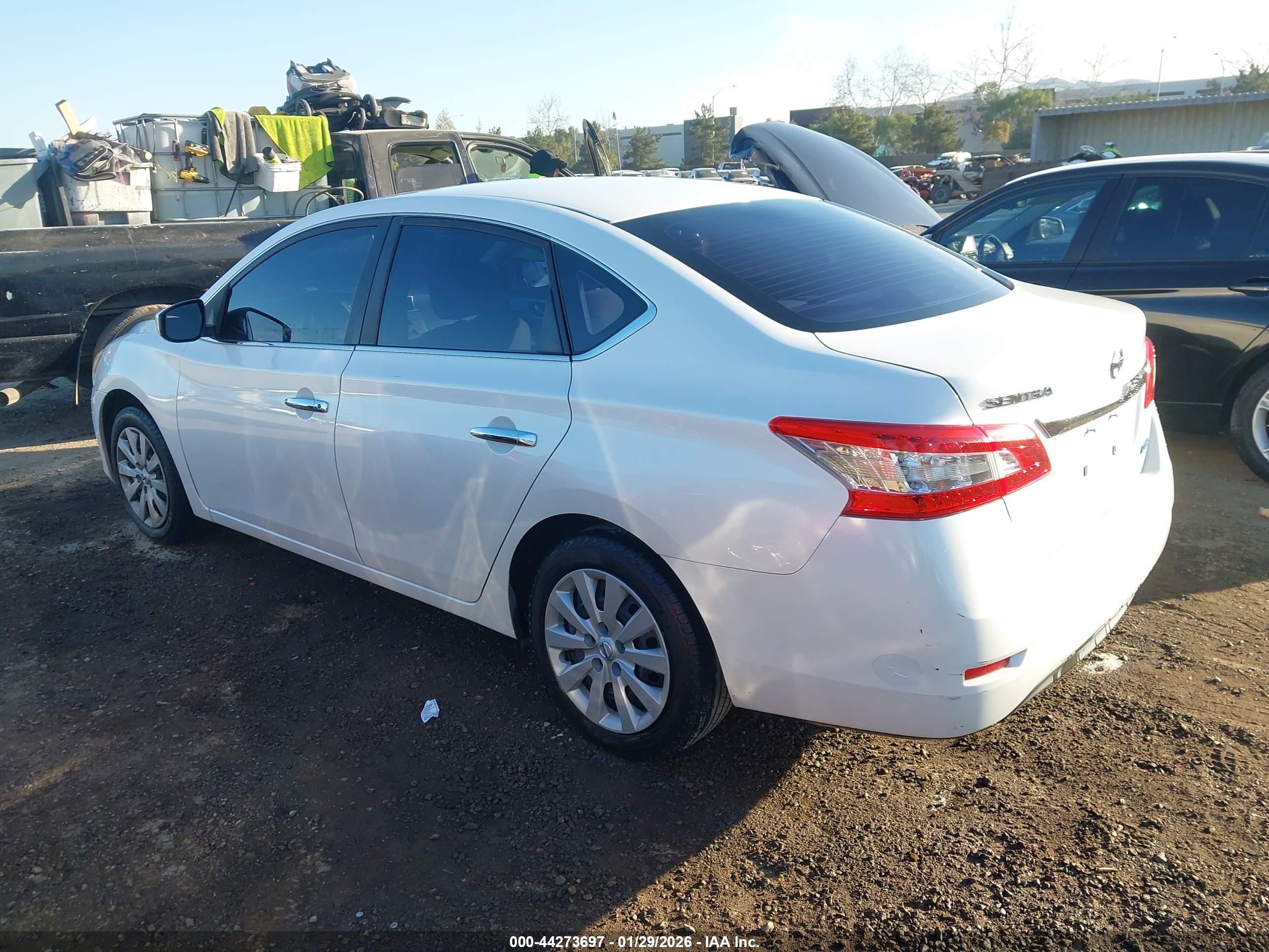 NISSAN SENTRA image 3