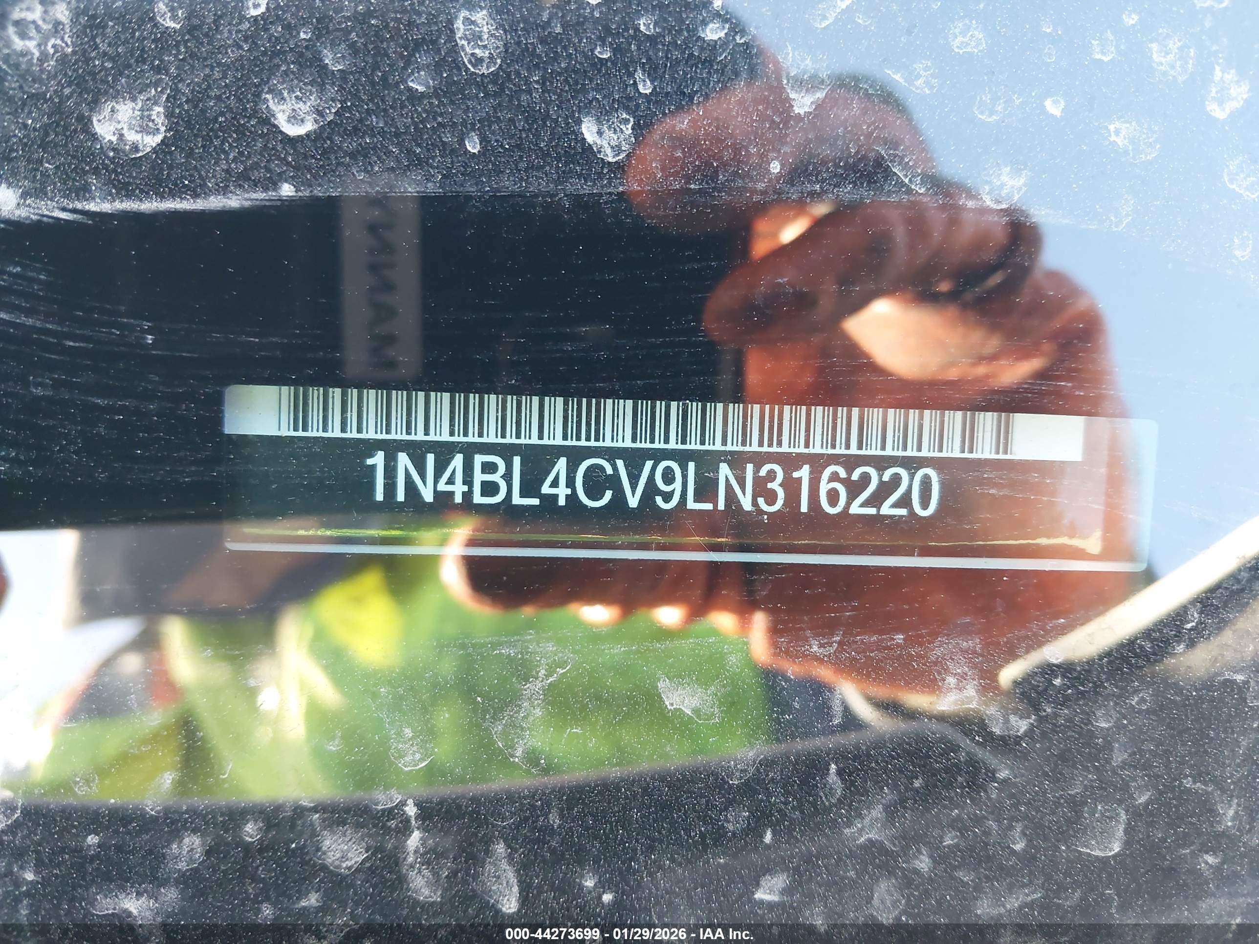 NISSAN ALTIMA image 9