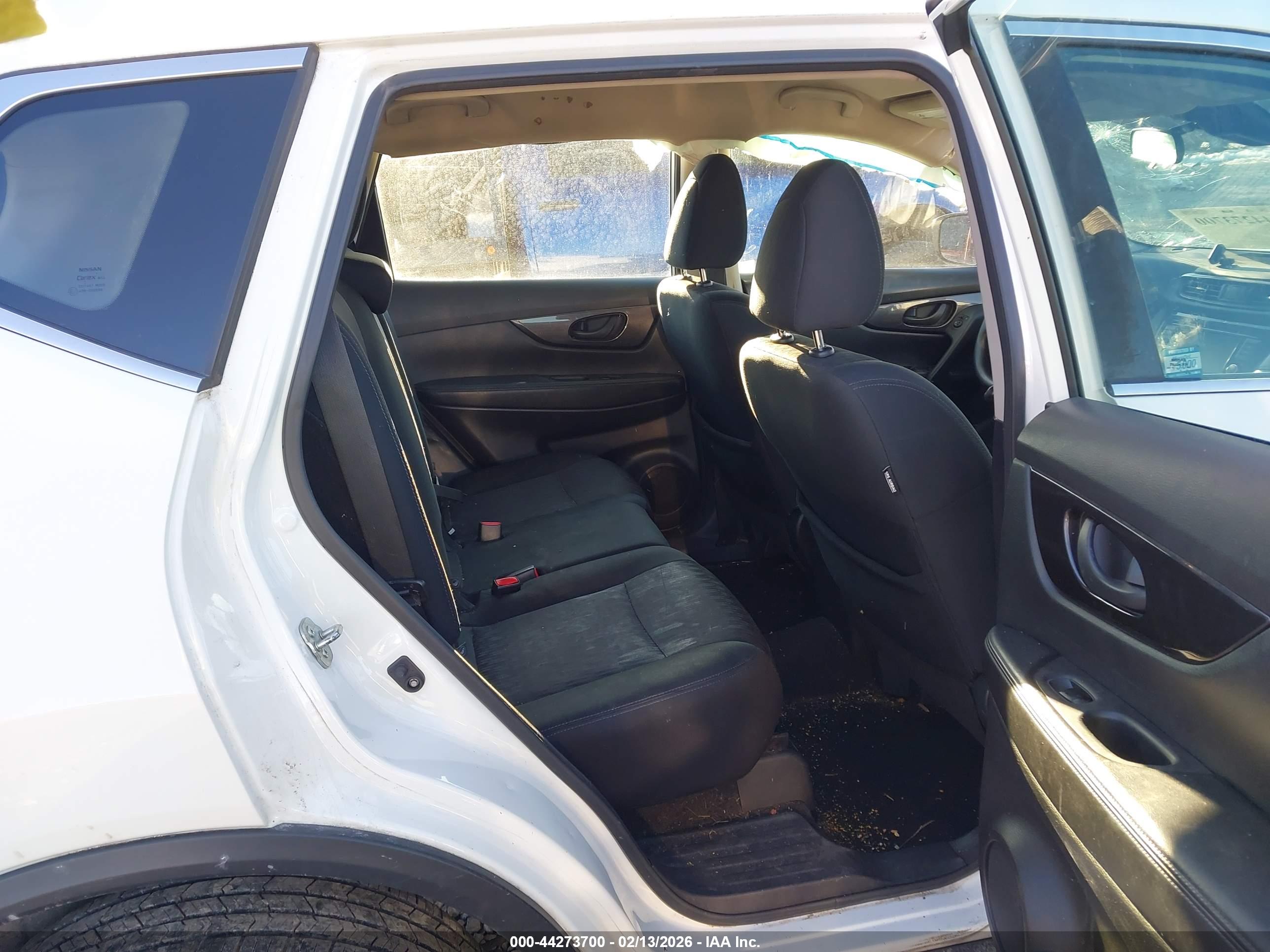 NISSAN ROGUE image 8
