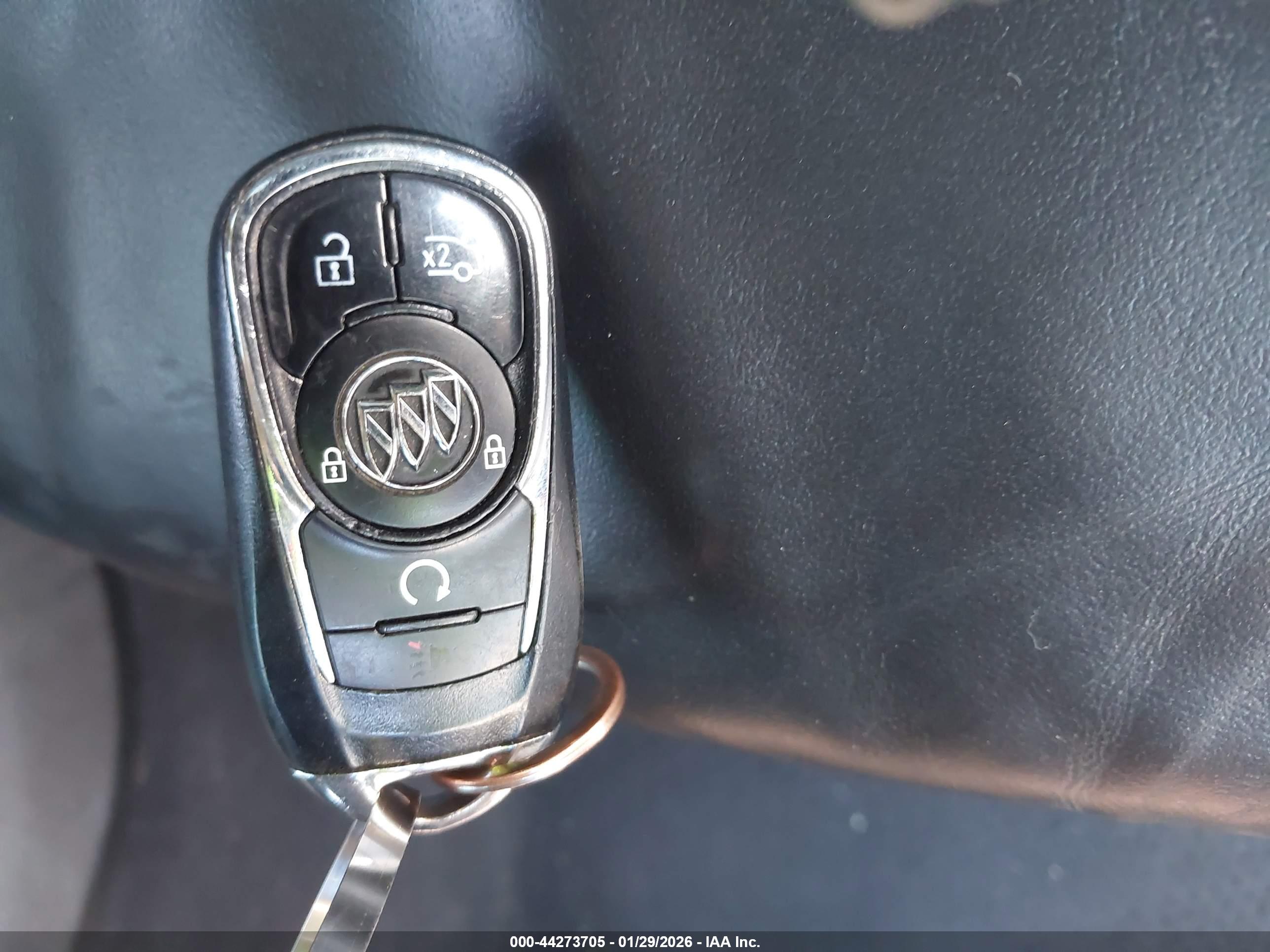 BUICK LACROSSE image 11