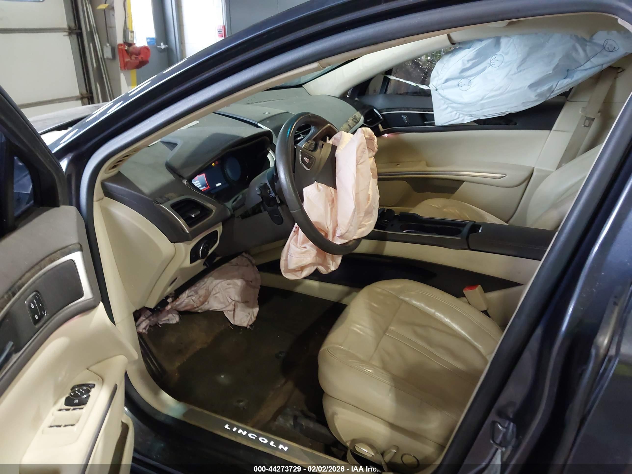 LINCOLN MKZ image 5