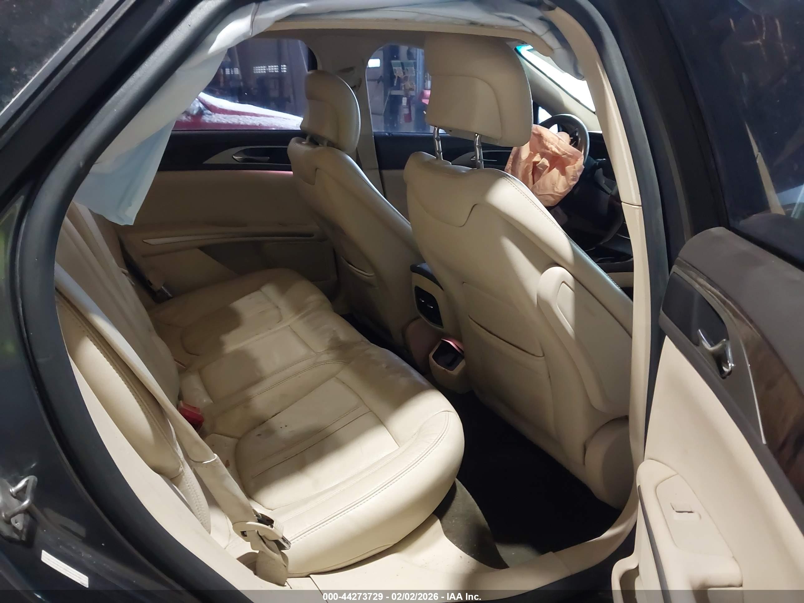 LINCOLN MKZ image 8