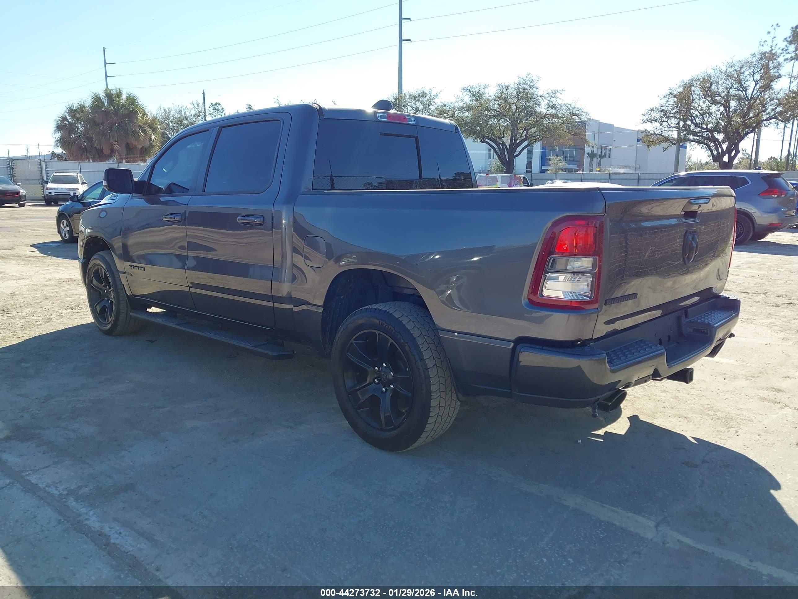 RAM 1500 image 3