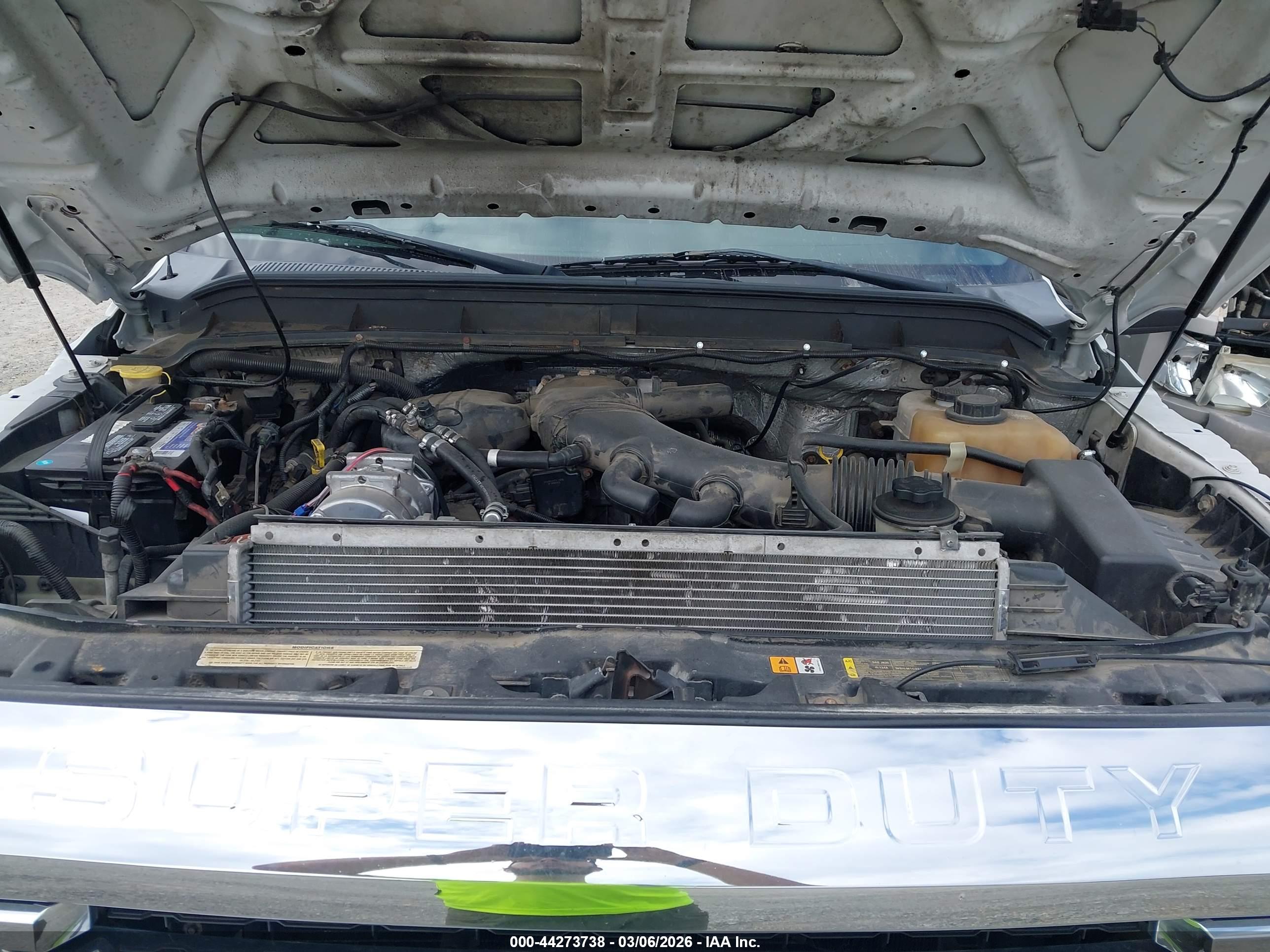 FORD F-550 image 10