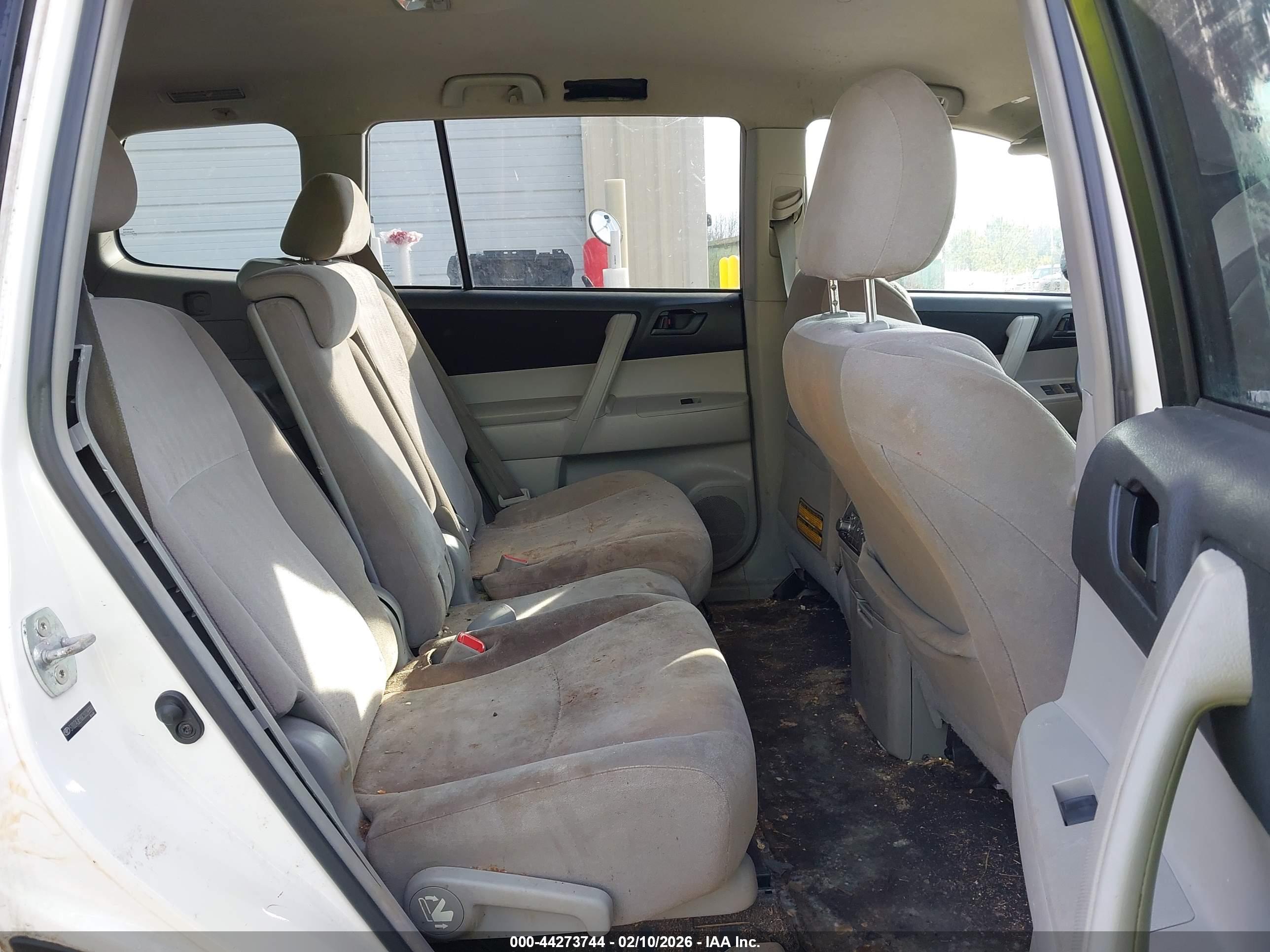TOYOTA HIGHLANDER image 8