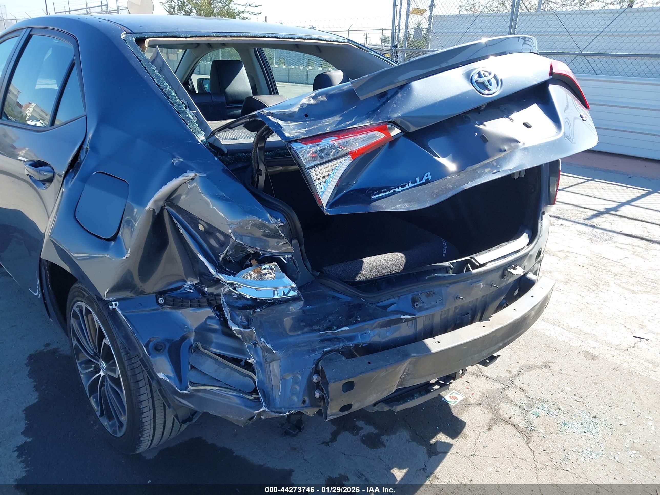 TOYOTA COROLLA image 6