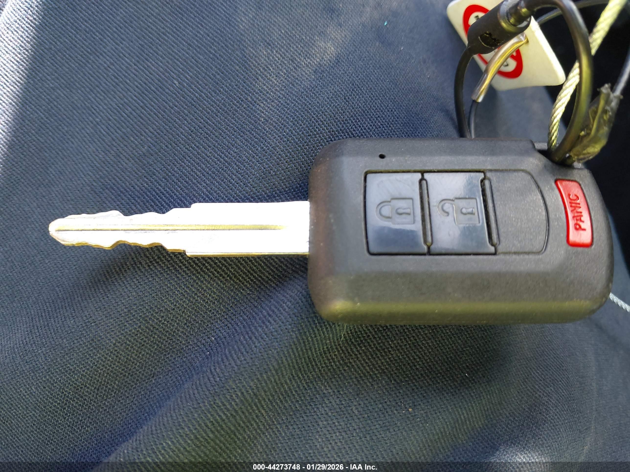 MITSUBISHI MIRAGE image 11