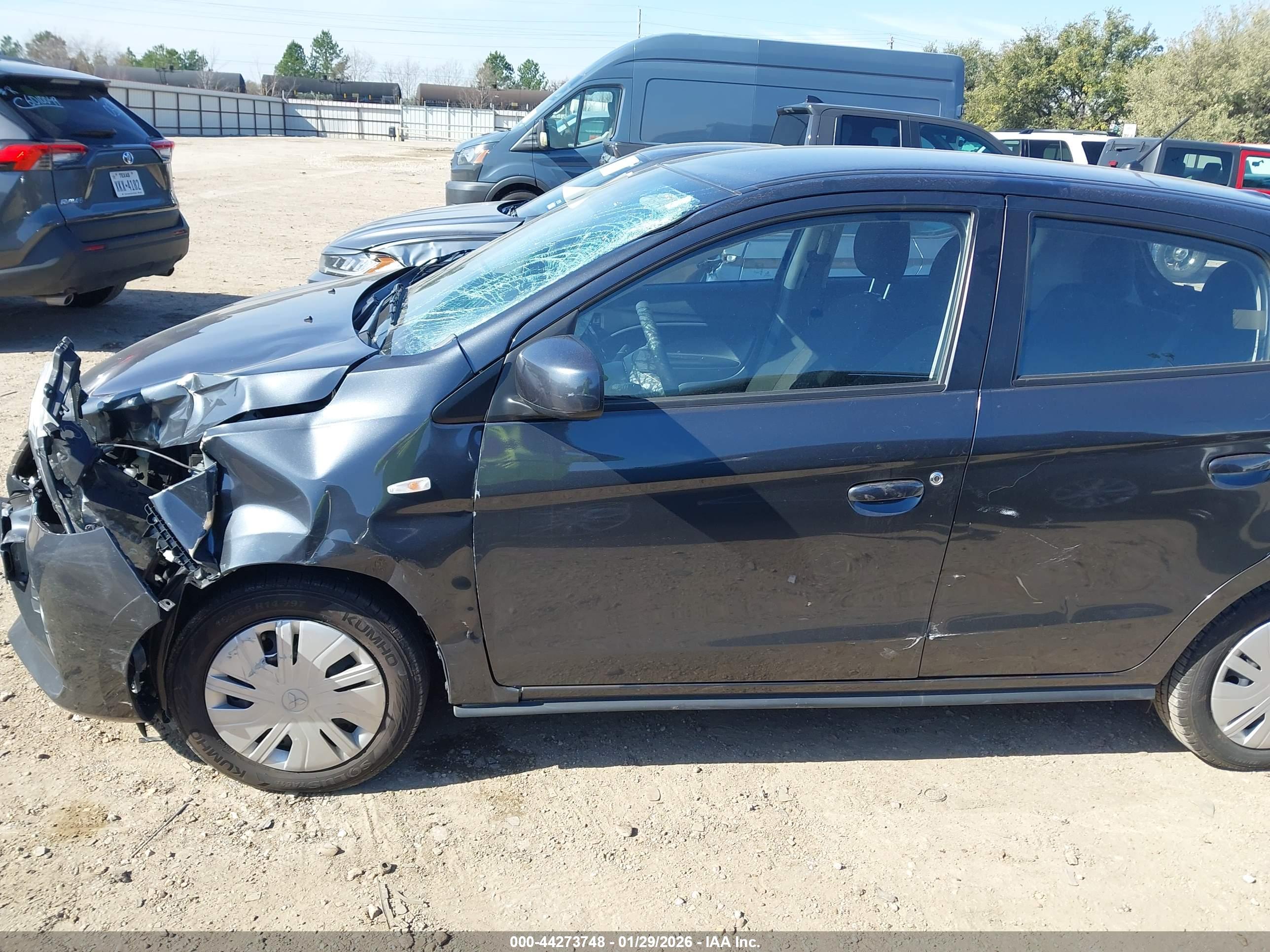 MITSUBISHI MIRAGE image 6