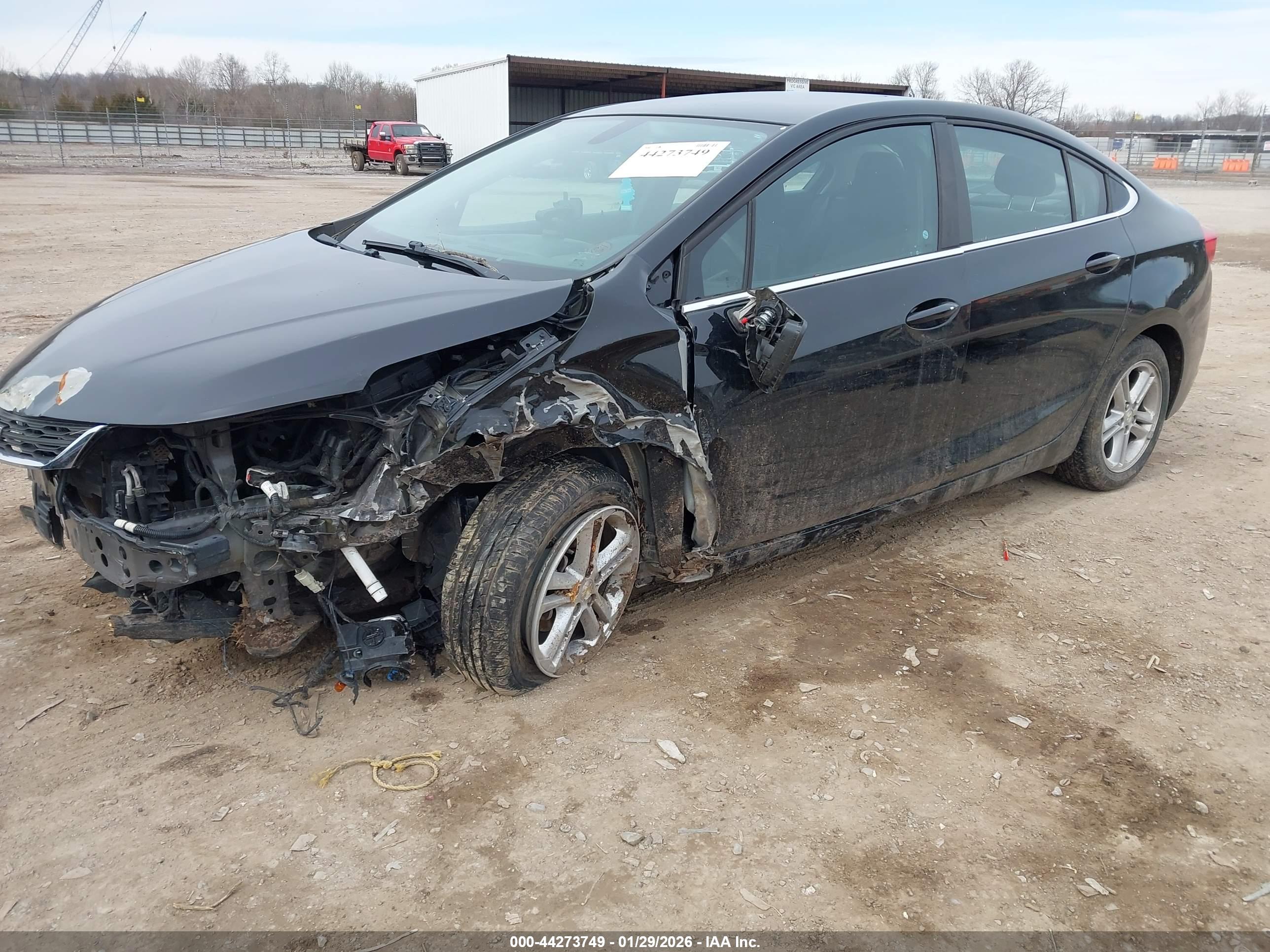 CHEVROLET CRUZE image 2