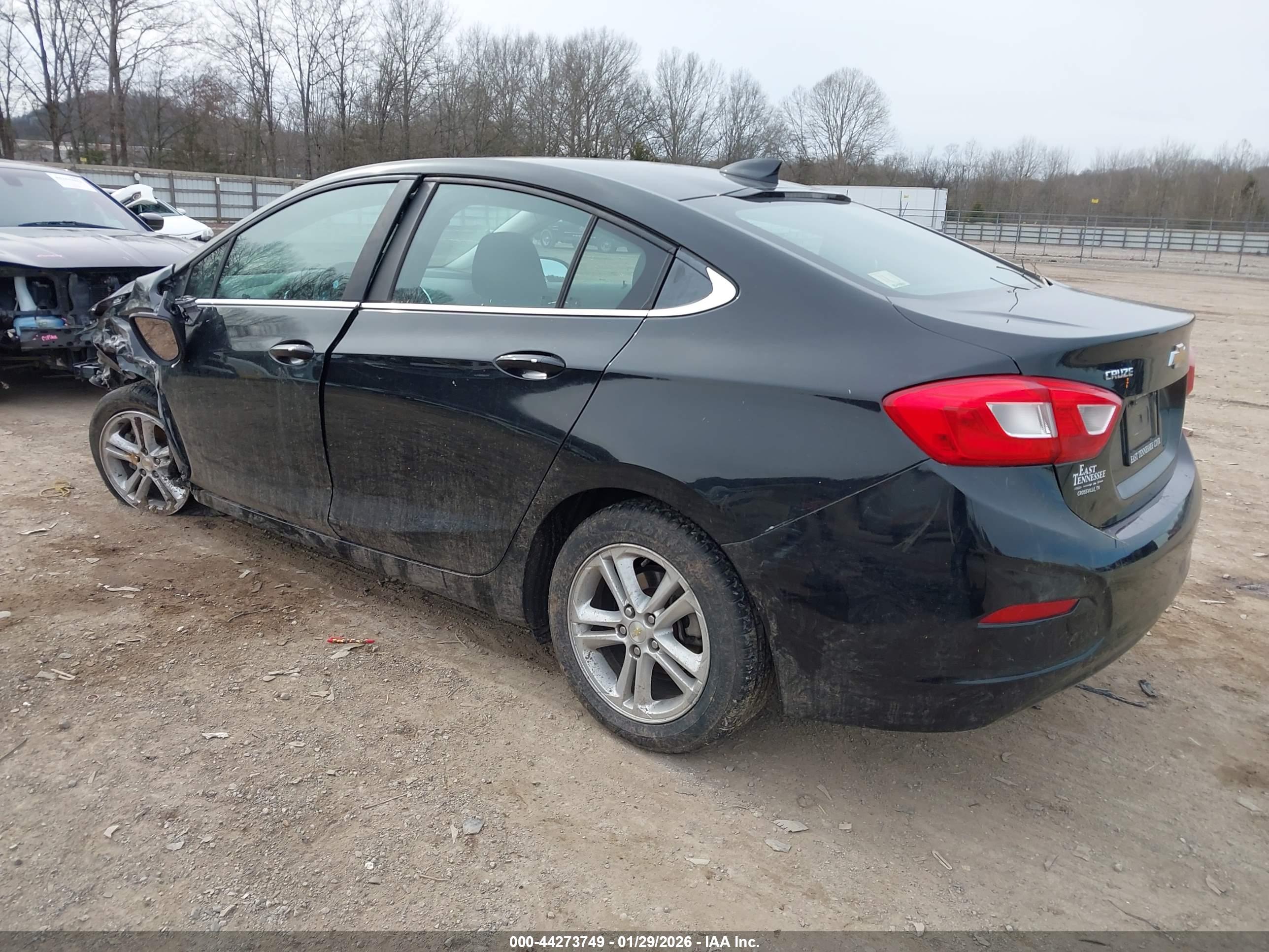 CHEVROLET CRUZE image 3