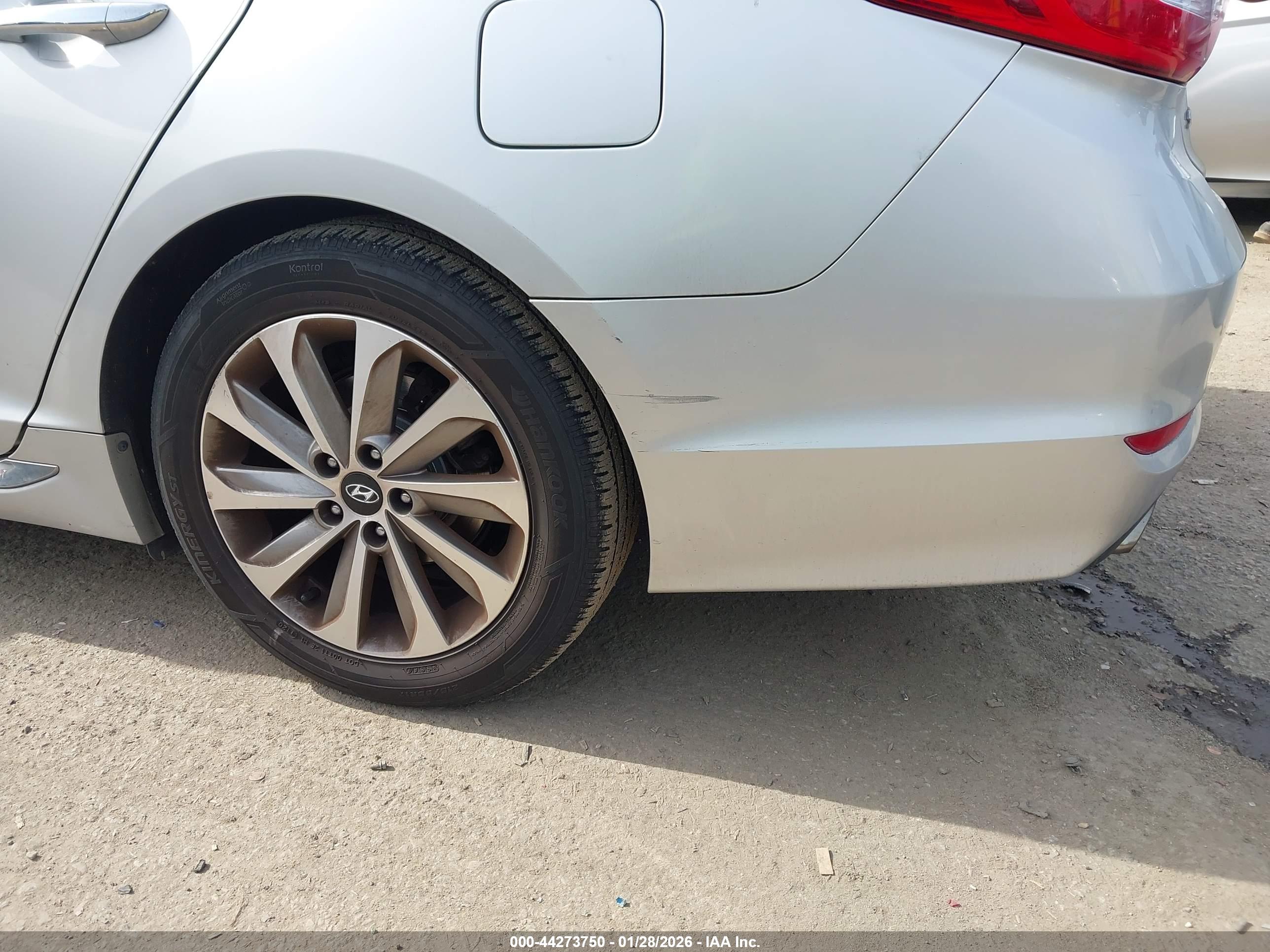 HYUNDAI SONATA image 6