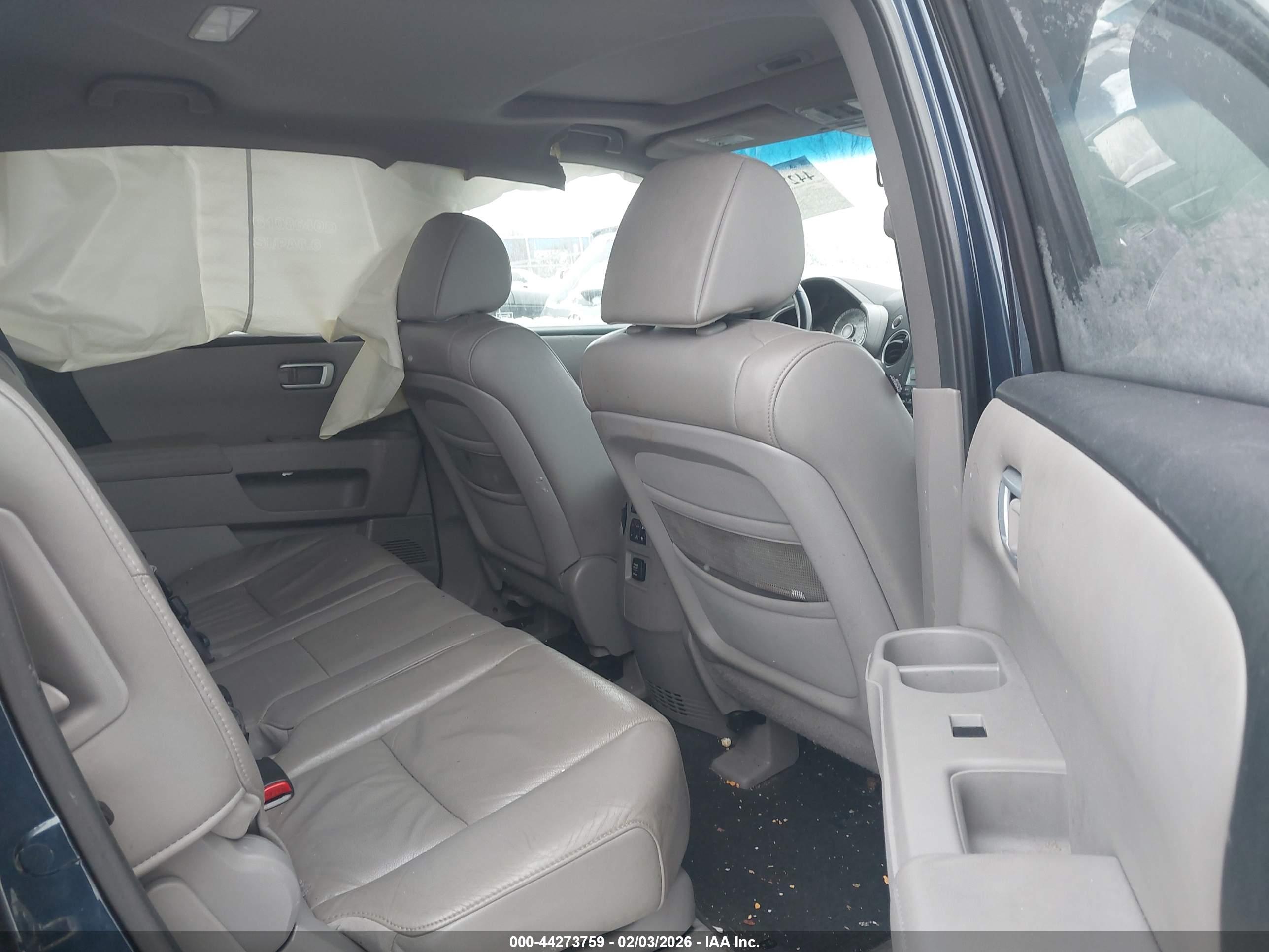 HONDA PILOT image 8