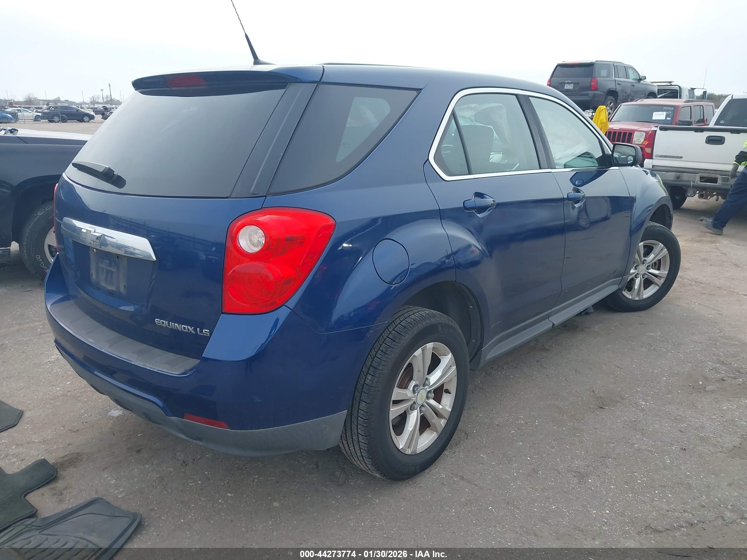CHEVROLET EQUINOX image 4