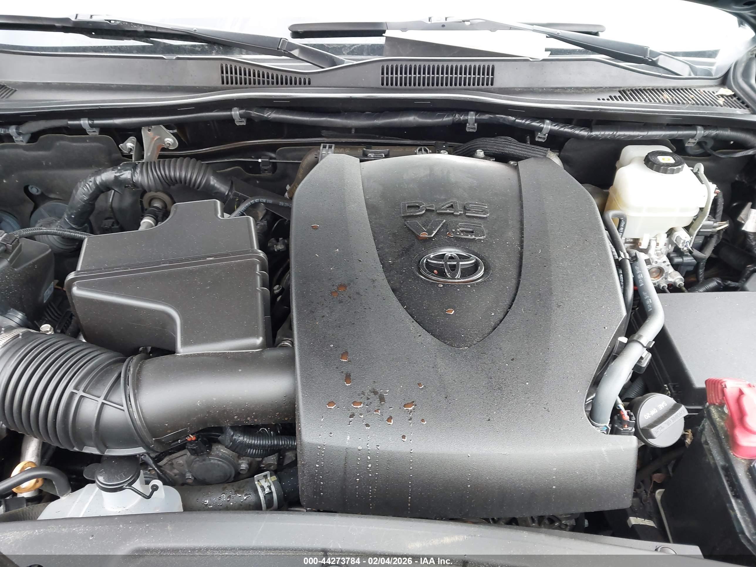 TOYOTA TACOMA image 10