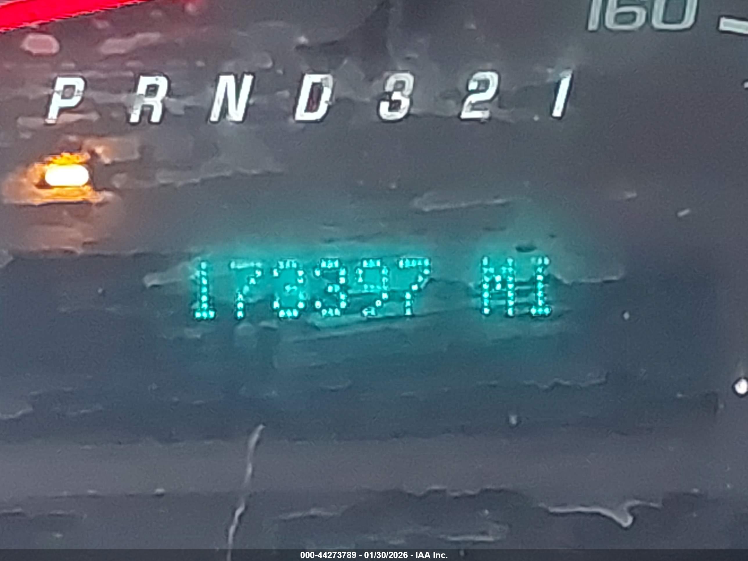 GMC SAVANA image 6