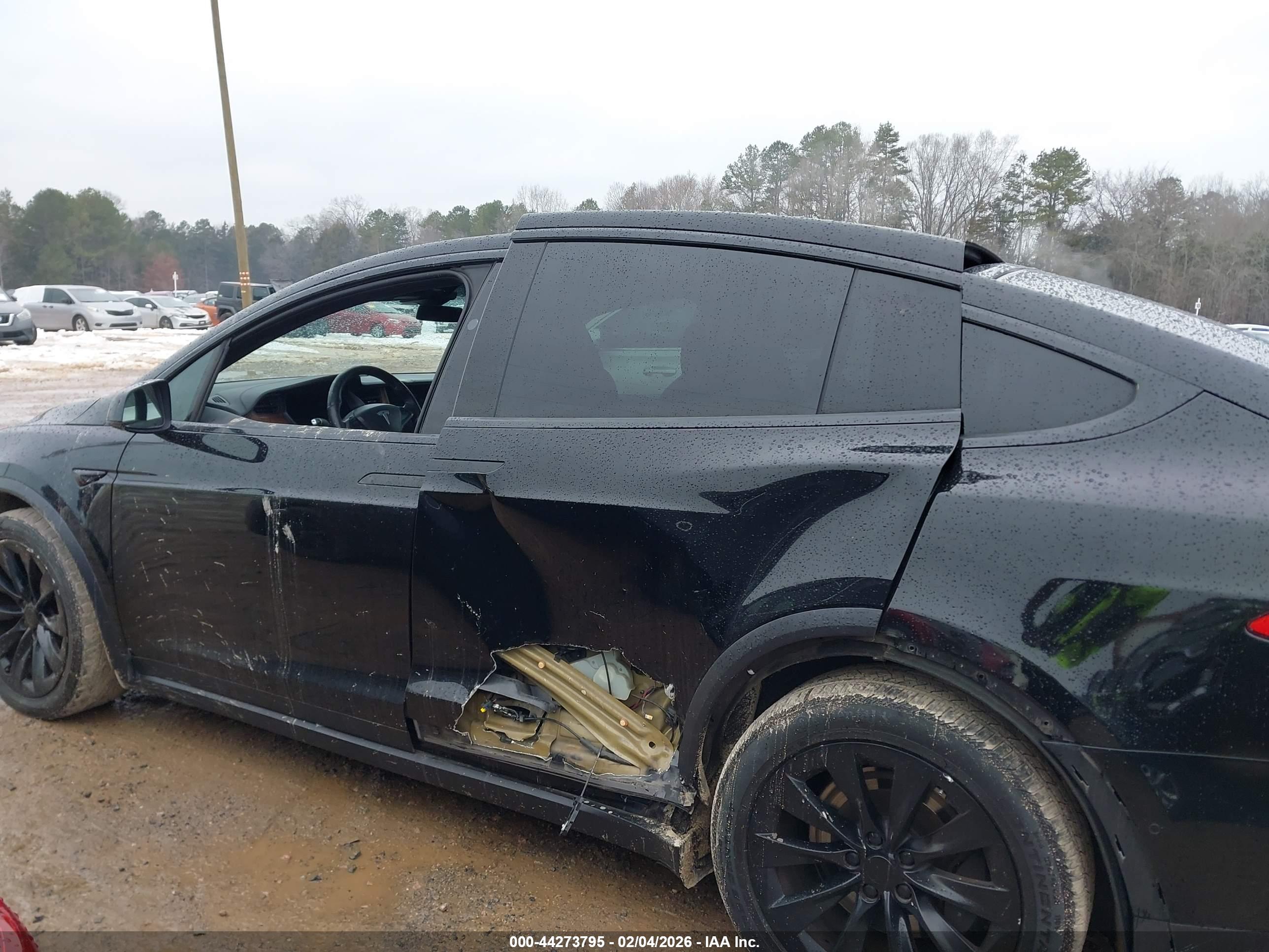 TESLA MODEL image 6