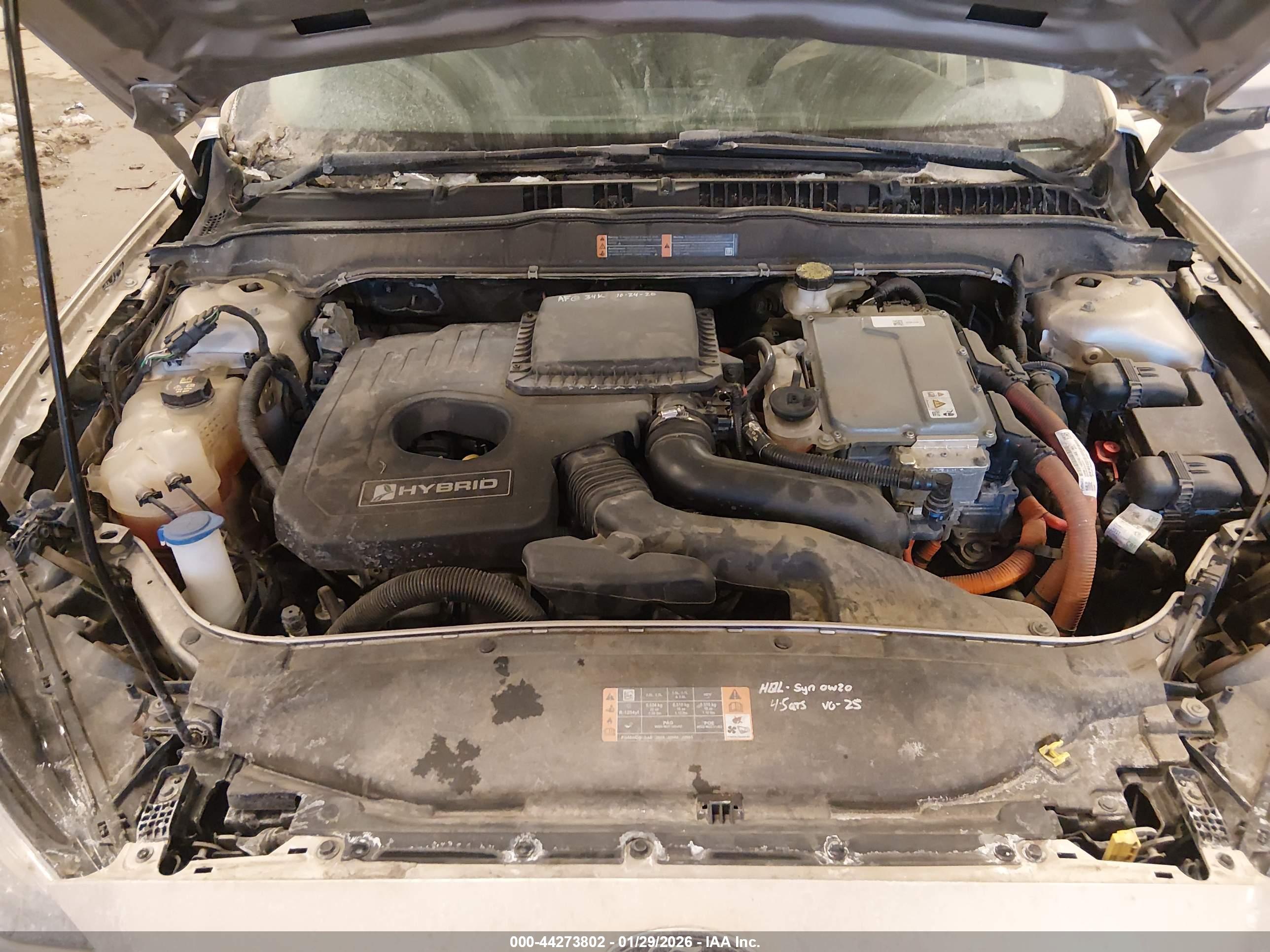 FORD FUSION image 10