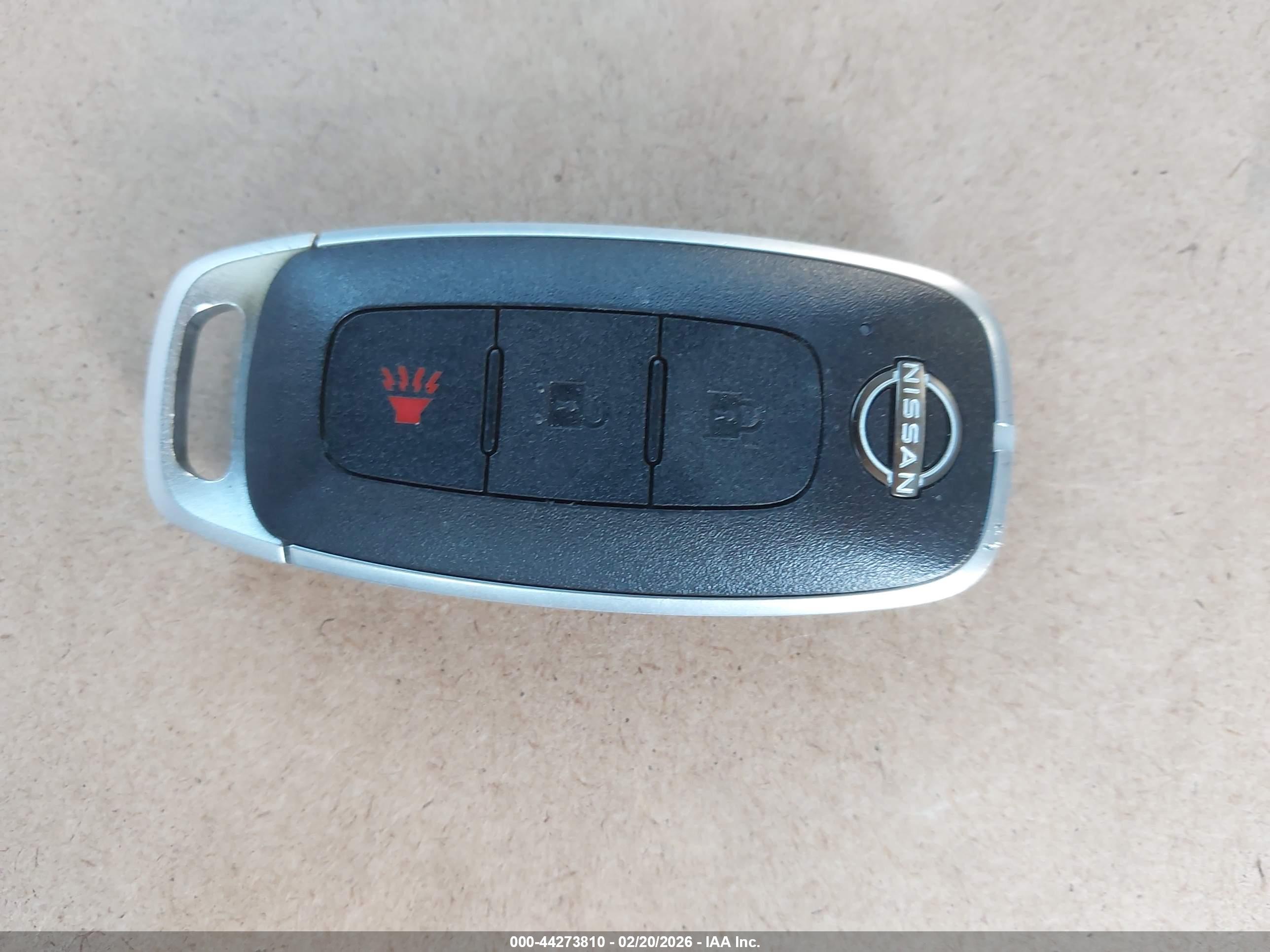 NISSAN PATHFINDER image 11