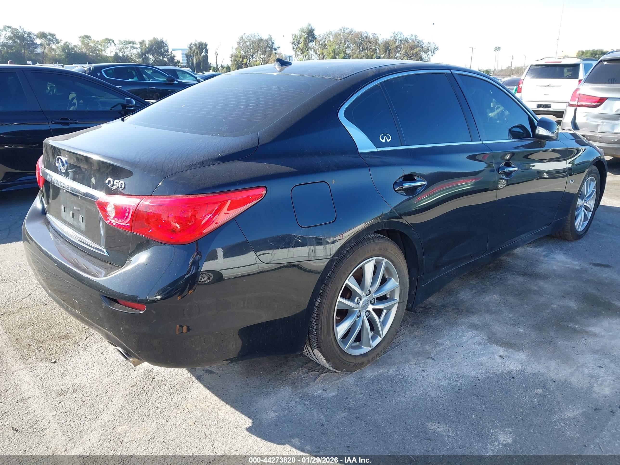 INFINITI Q50 image 4