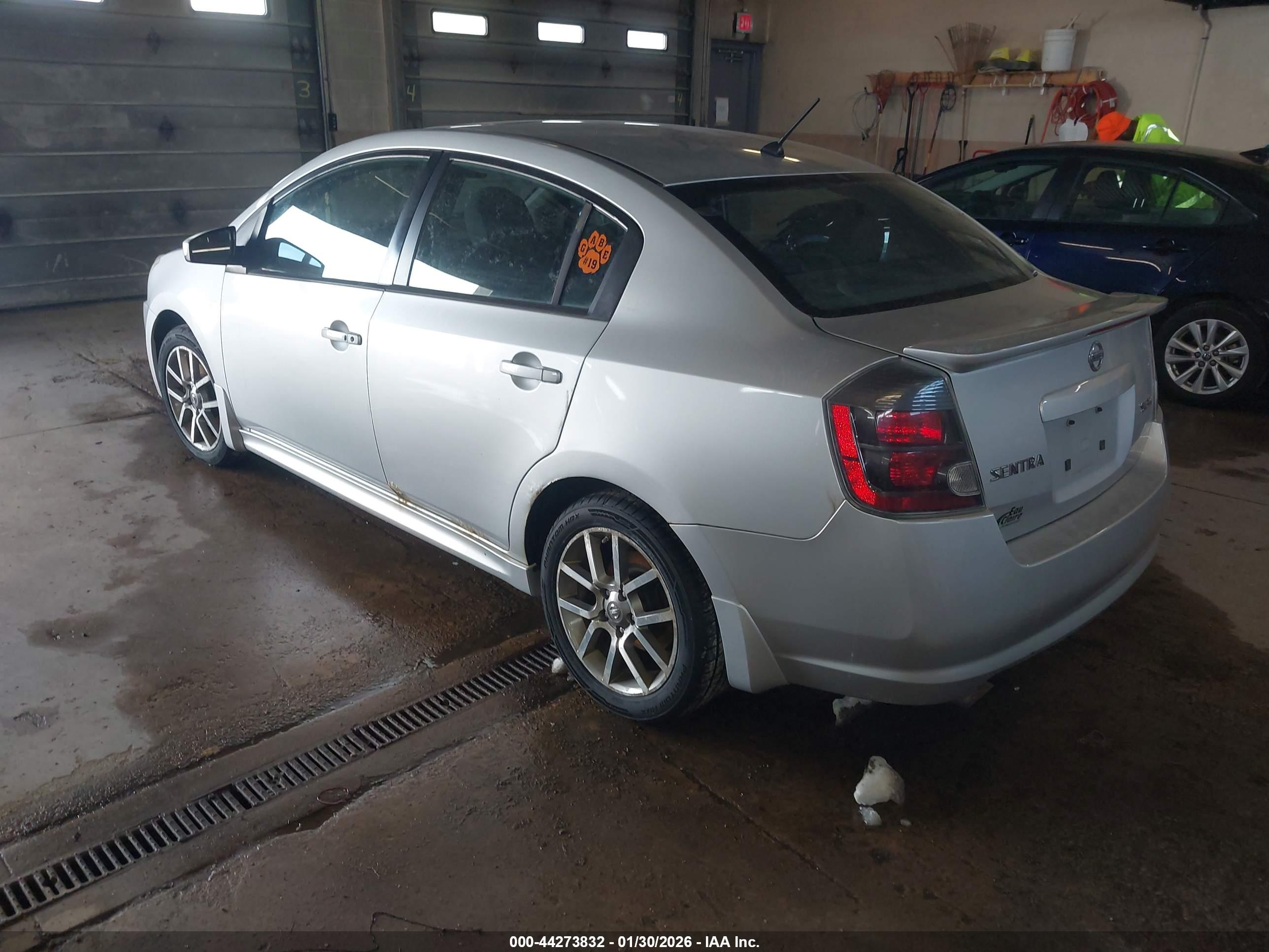 NISSAN SENTRA image 3
