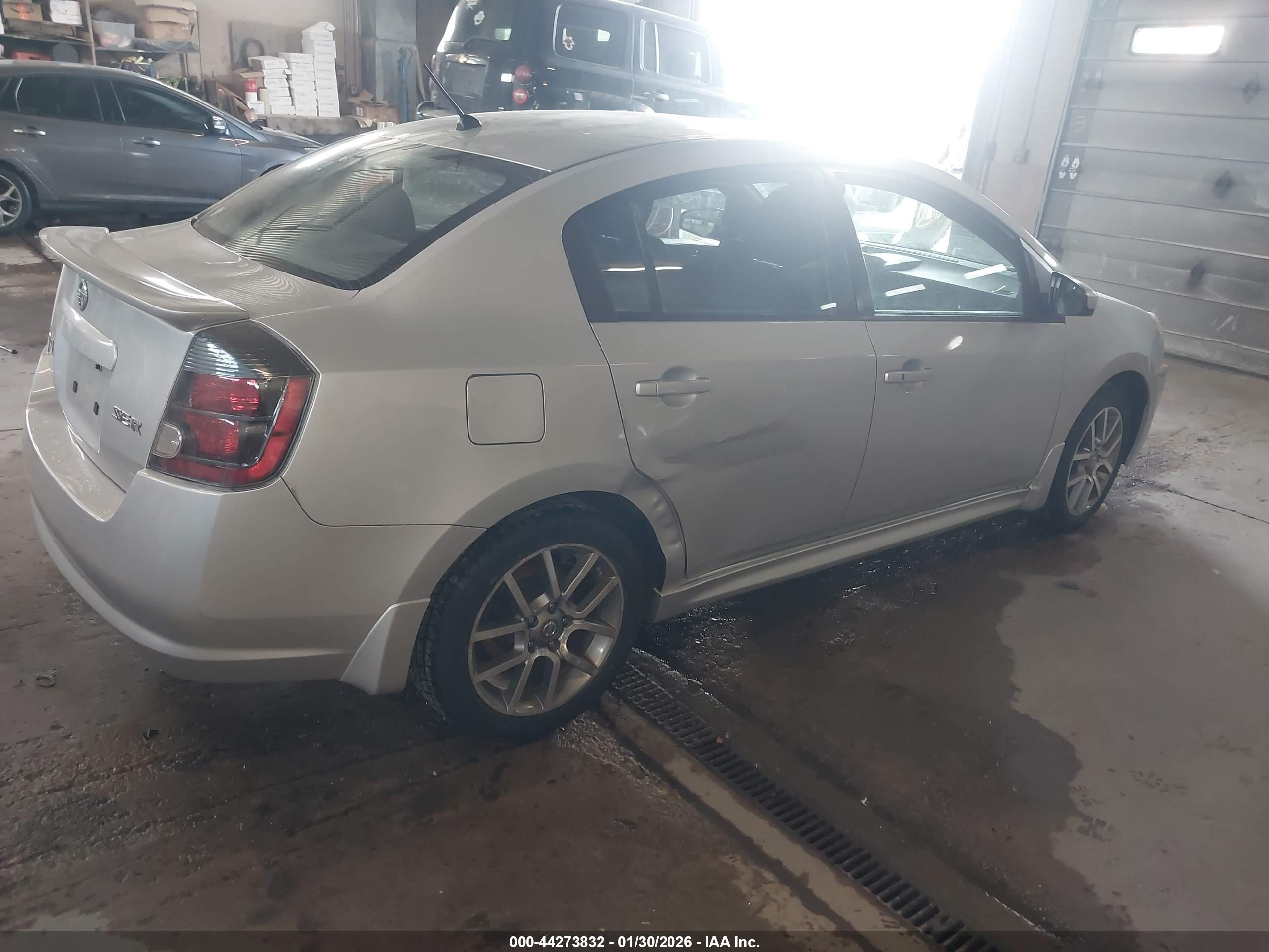NISSAN SENTRA image 4
